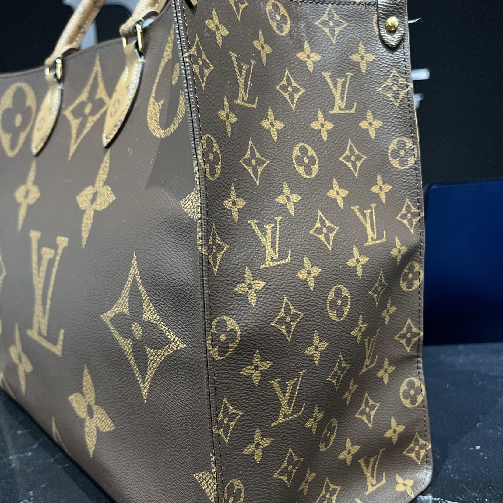Louis Vuitton SOLD- Louis Vuitton On The Go Tote GM