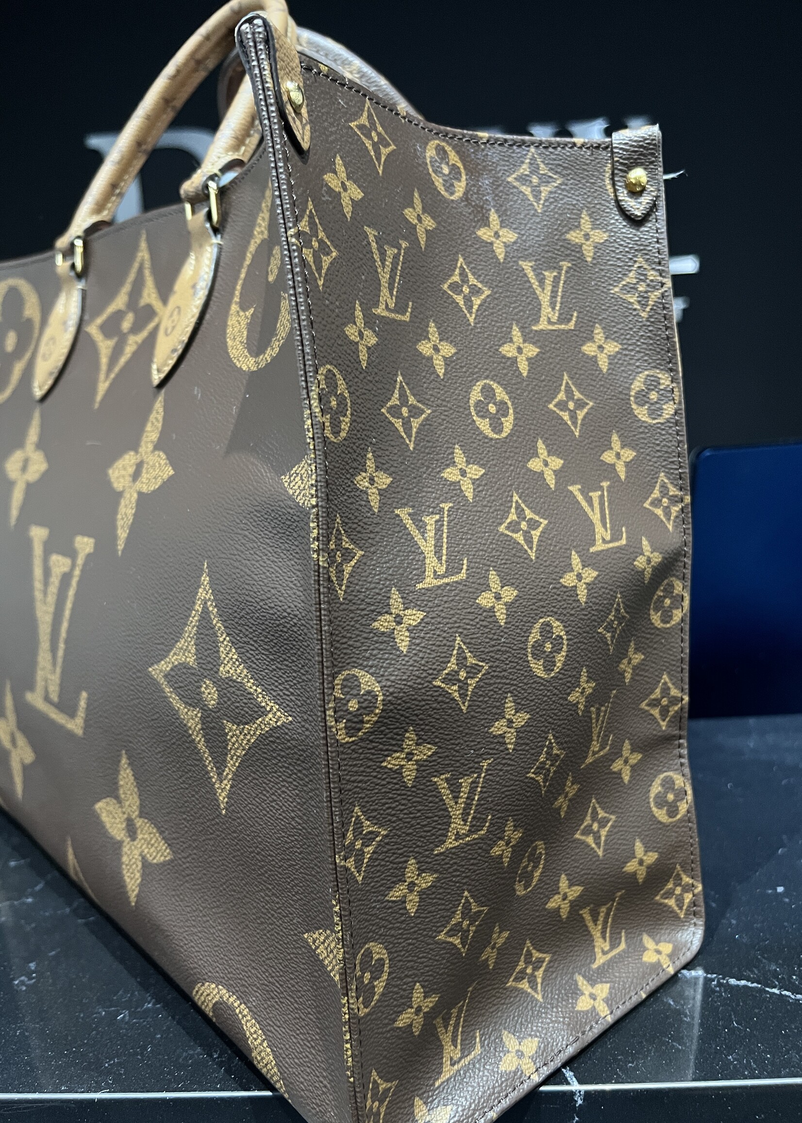 Louis Vuitton SOLD- Louis Vuitton On The Go Tote GM