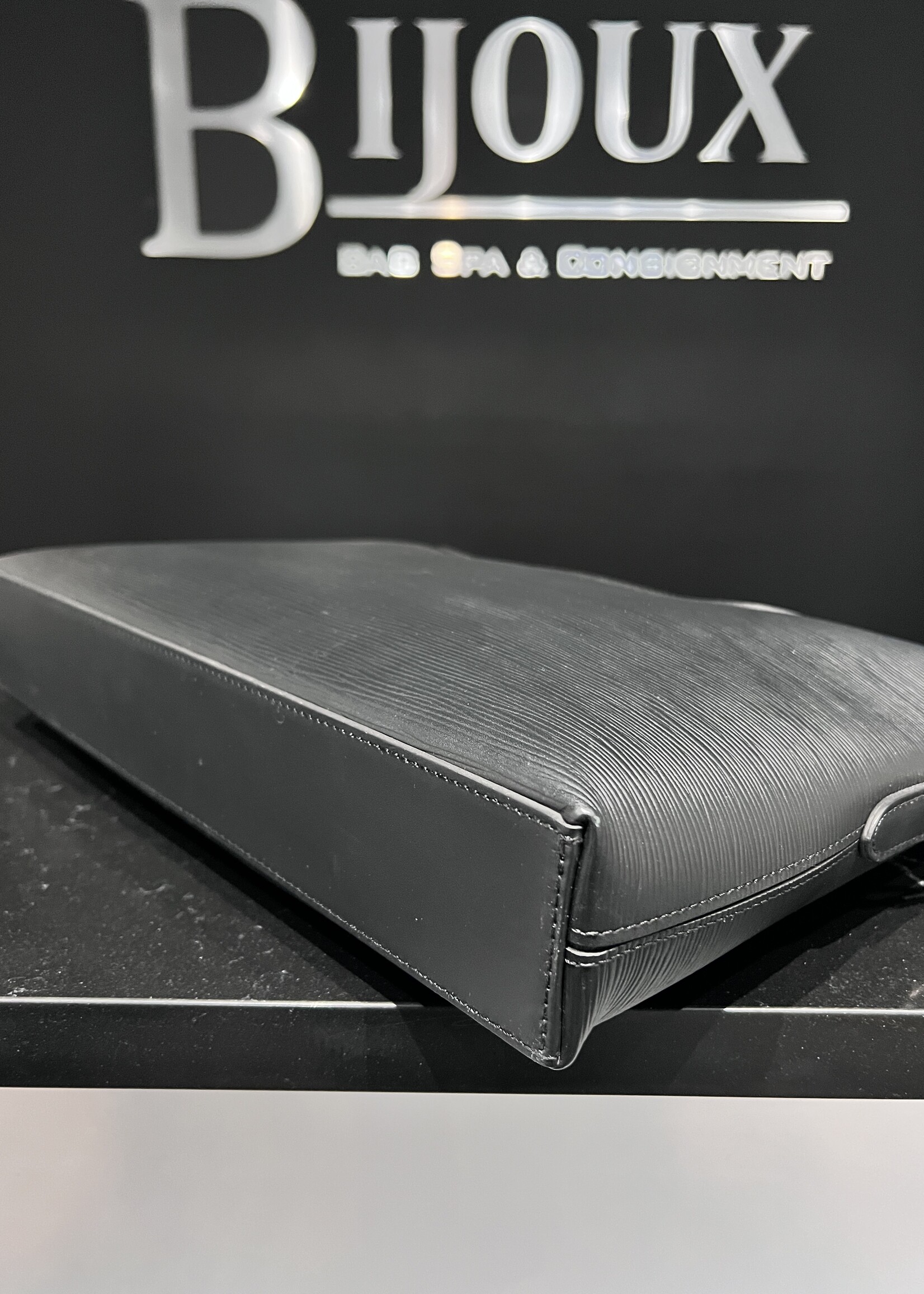 Louis Vuitton SOLD- Louis Vuitton Epi Business Bag