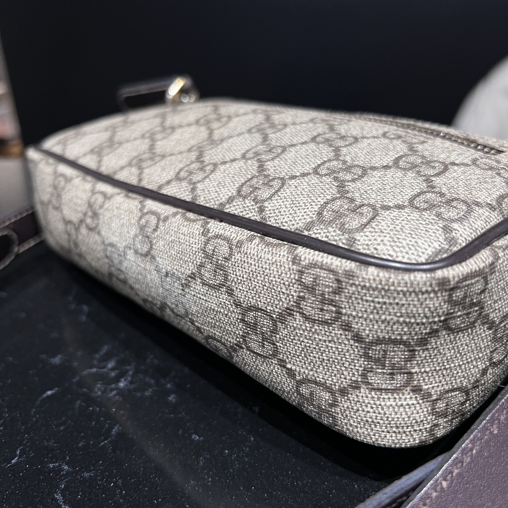Gucci SOLD - Gucci Supreme Camera Bag