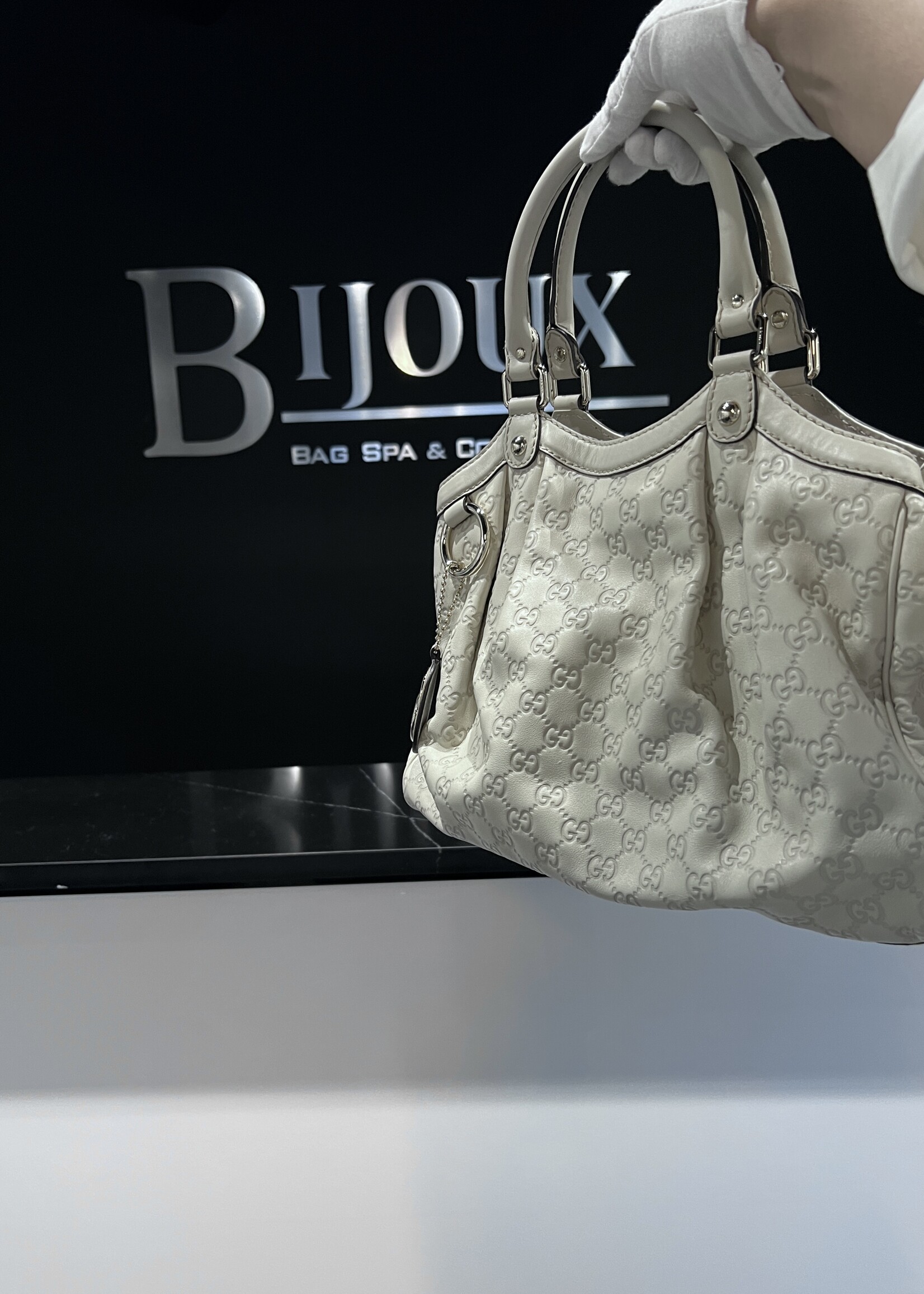 Gucci SOLD- Gucci White Sukey