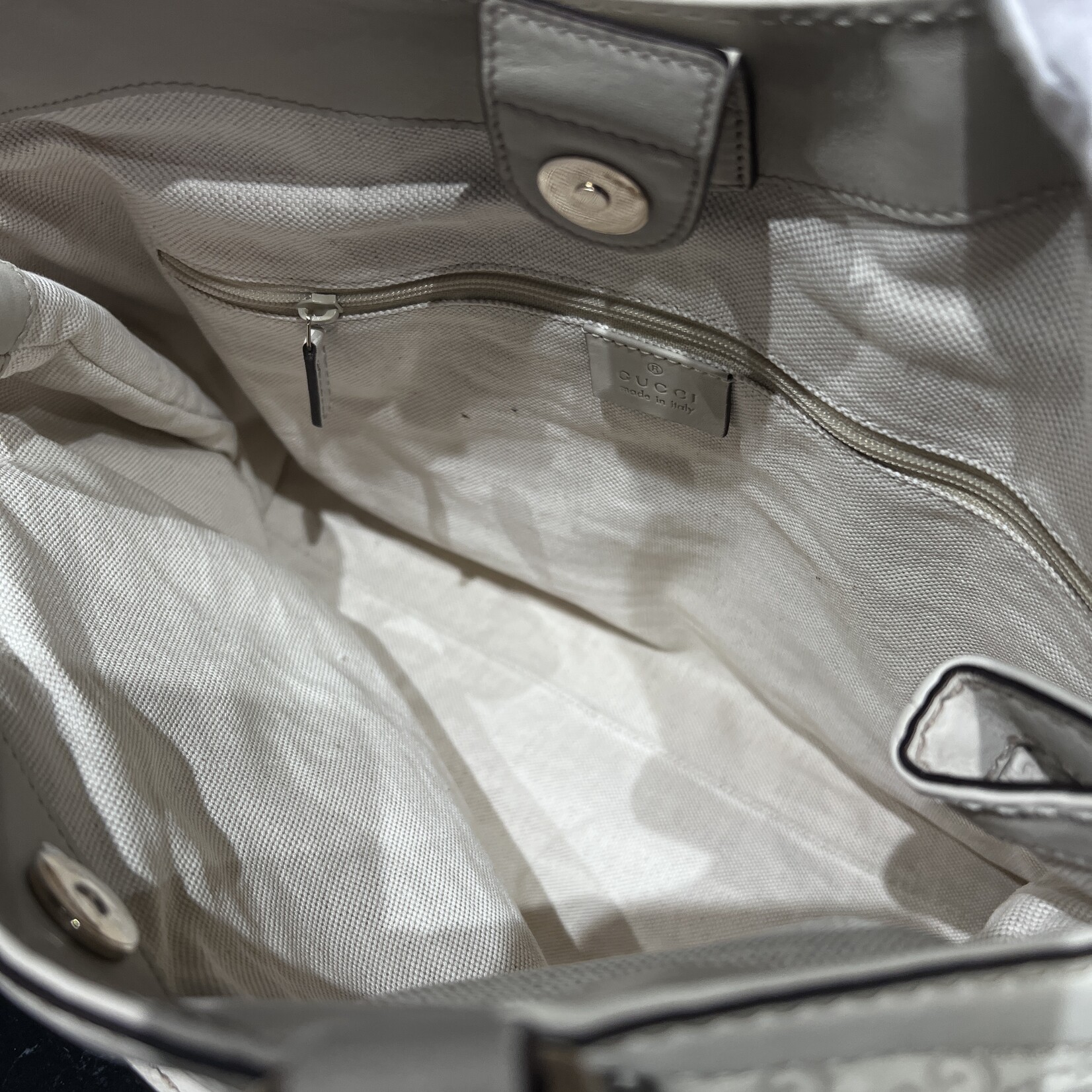 Gucci SOLD- Gucci White Sukey