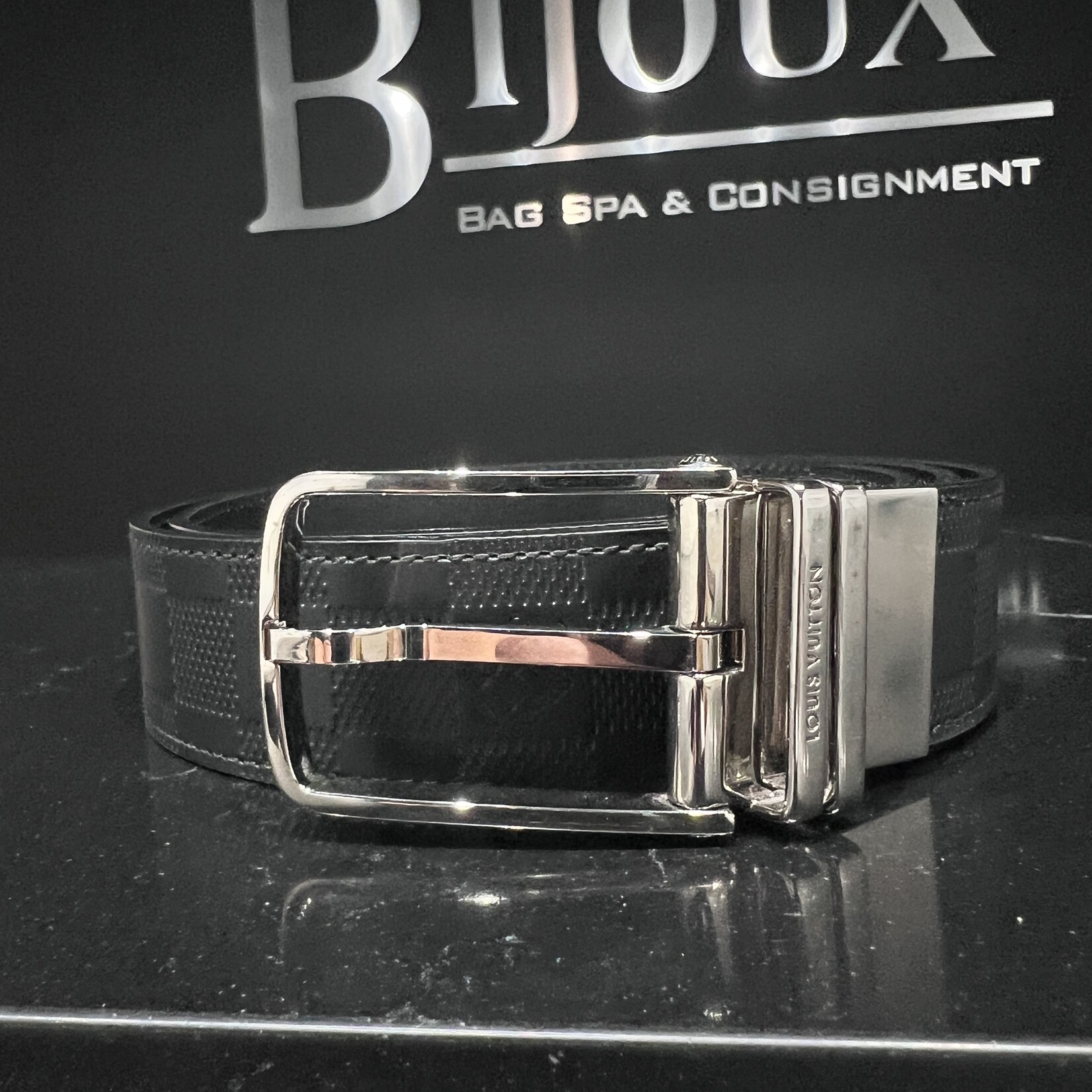 Louis Vuitton Louis Vuitton Reversible Belt