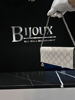 Gucci SOLD - Gucci Pierce GG Supreme Wallet On Chain