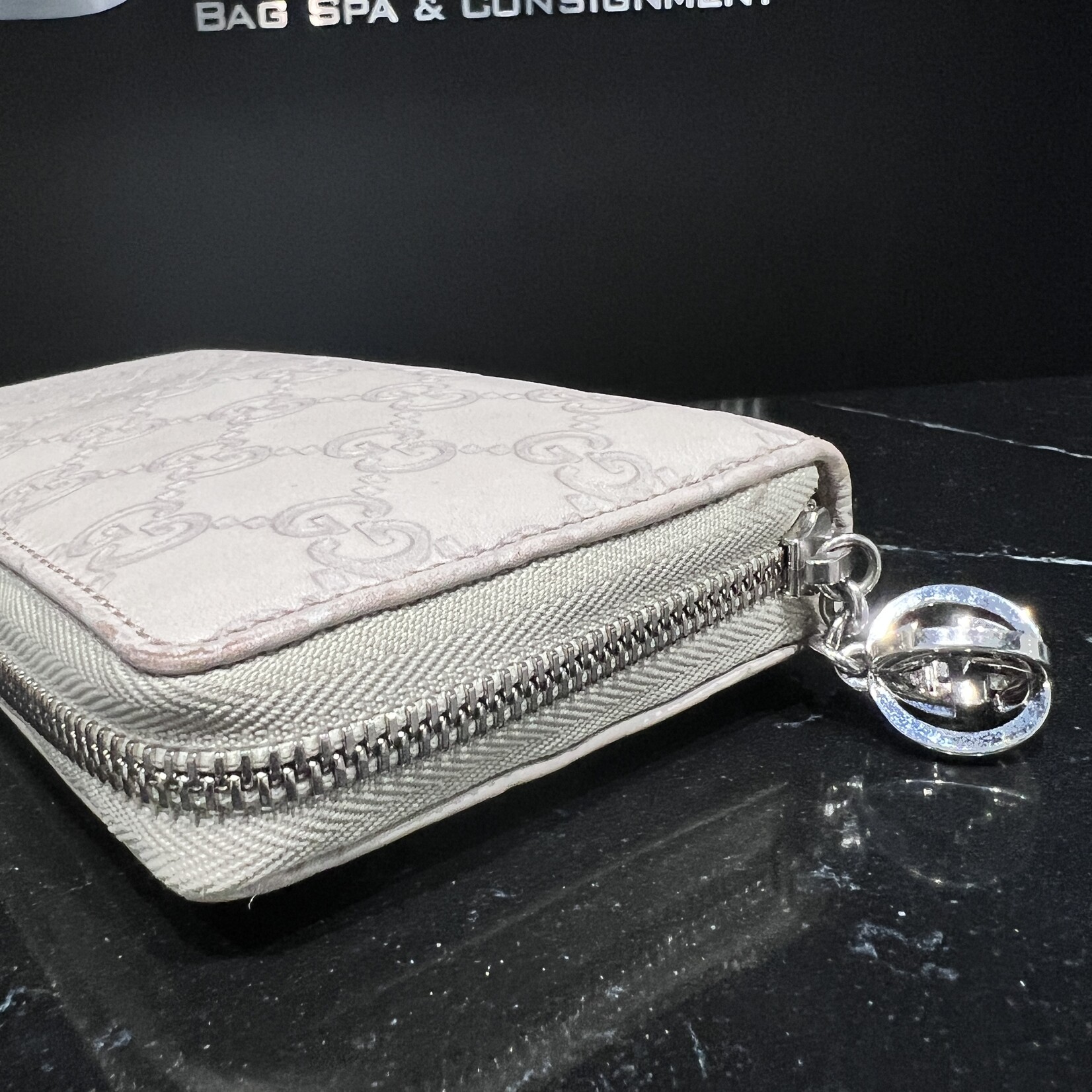 Gucci Gucci Guccissima Zip Wallet
