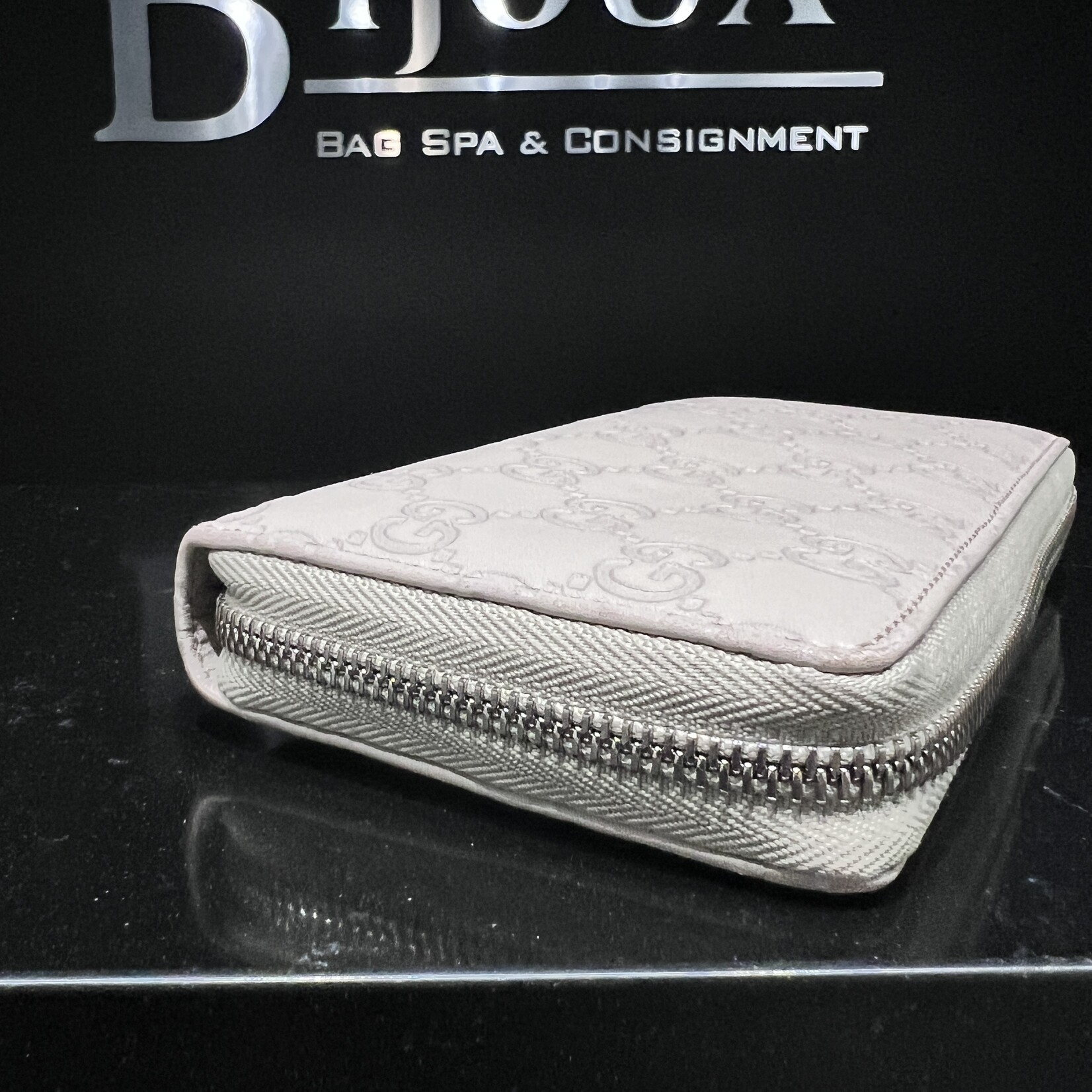 Gucci Gucci Guccissima Zip Wallet