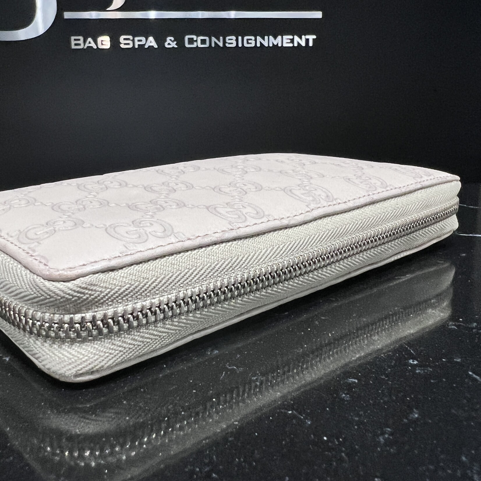Gucci Gucci Guccissima Zip Wallet