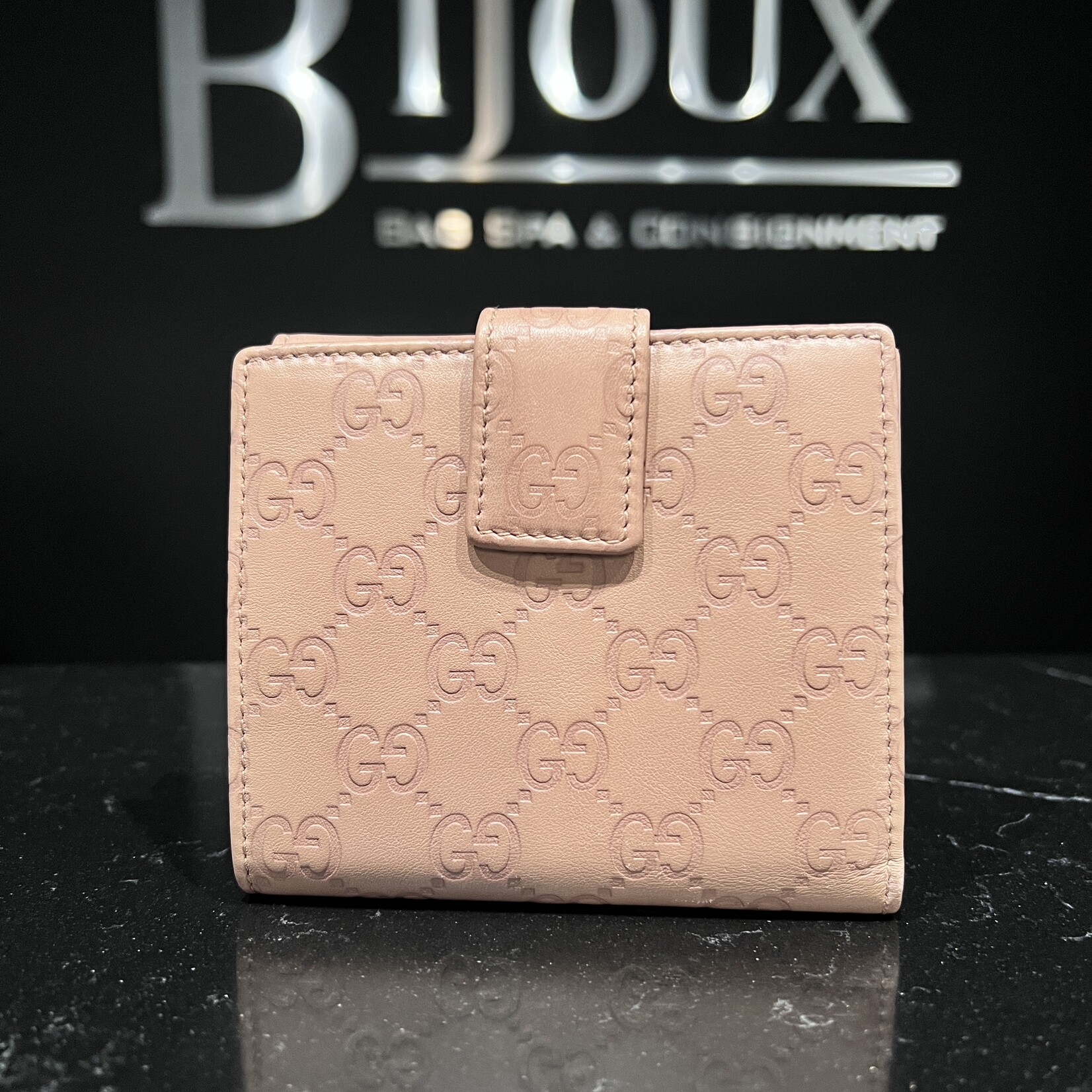 Gucci SOLD- Gucci Bella Wallet