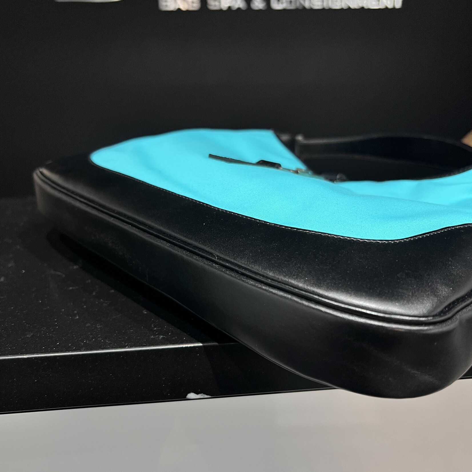 Gucci SOLD - Gucci Jackie Teal Cloth