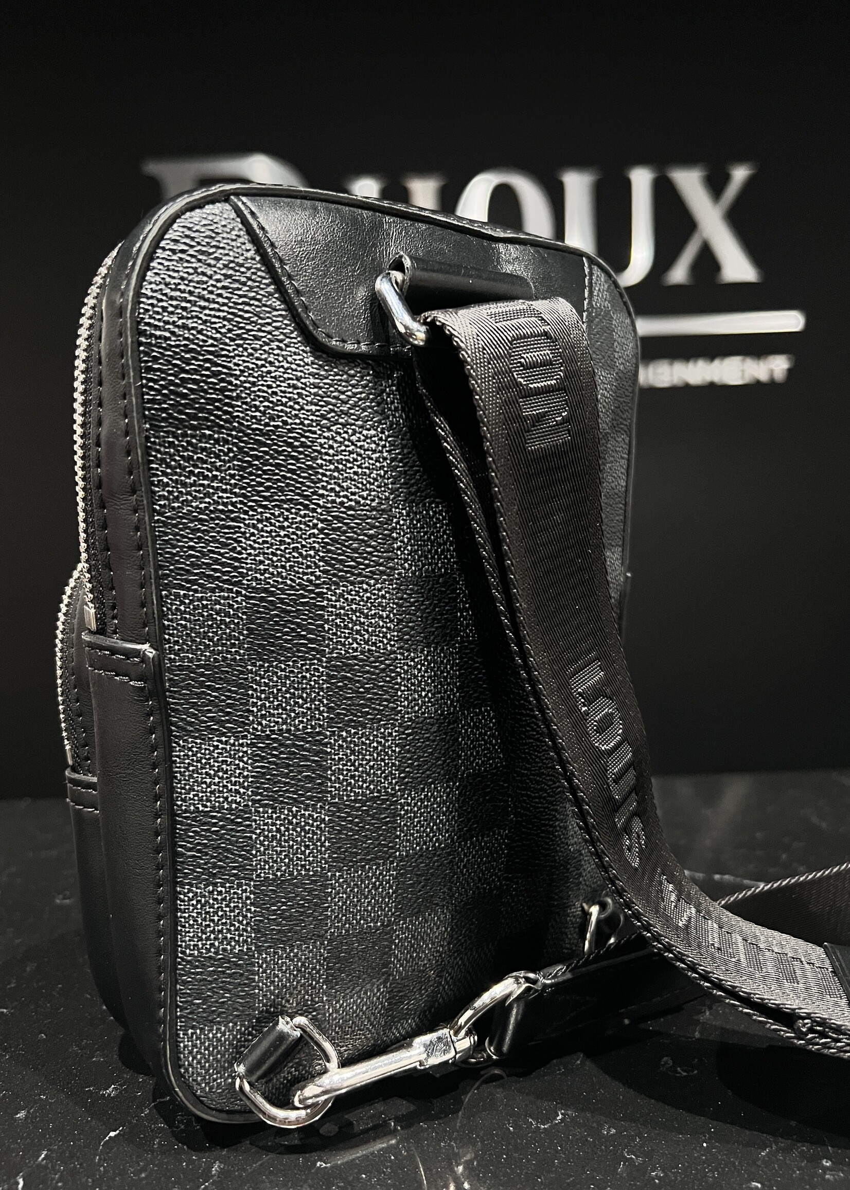 Louis Vuitton SOLD - Louis Vuitton Messenger Damier Graphite