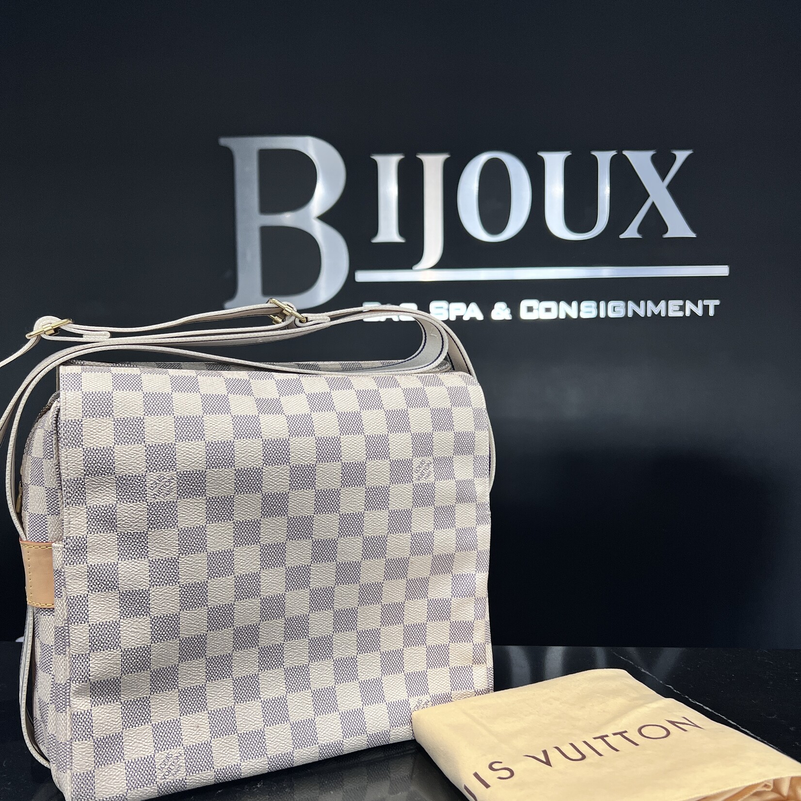 Louis Vuitton SOLD - Louis Vuitton Naviglio Damier Azur Messenger