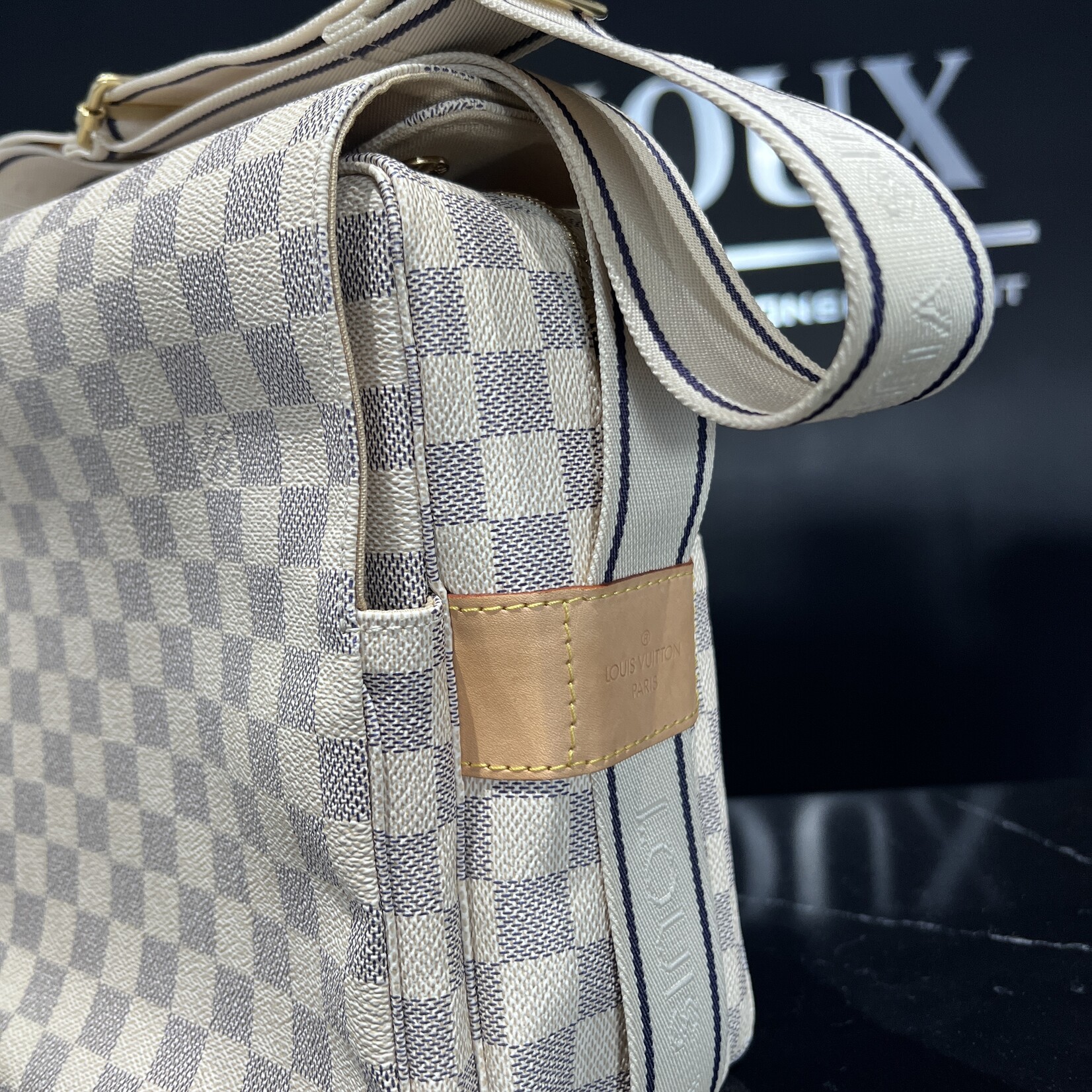 Louis Vuitton SOLD - Louis Vuitton Naviglio Damier Azur Messenger