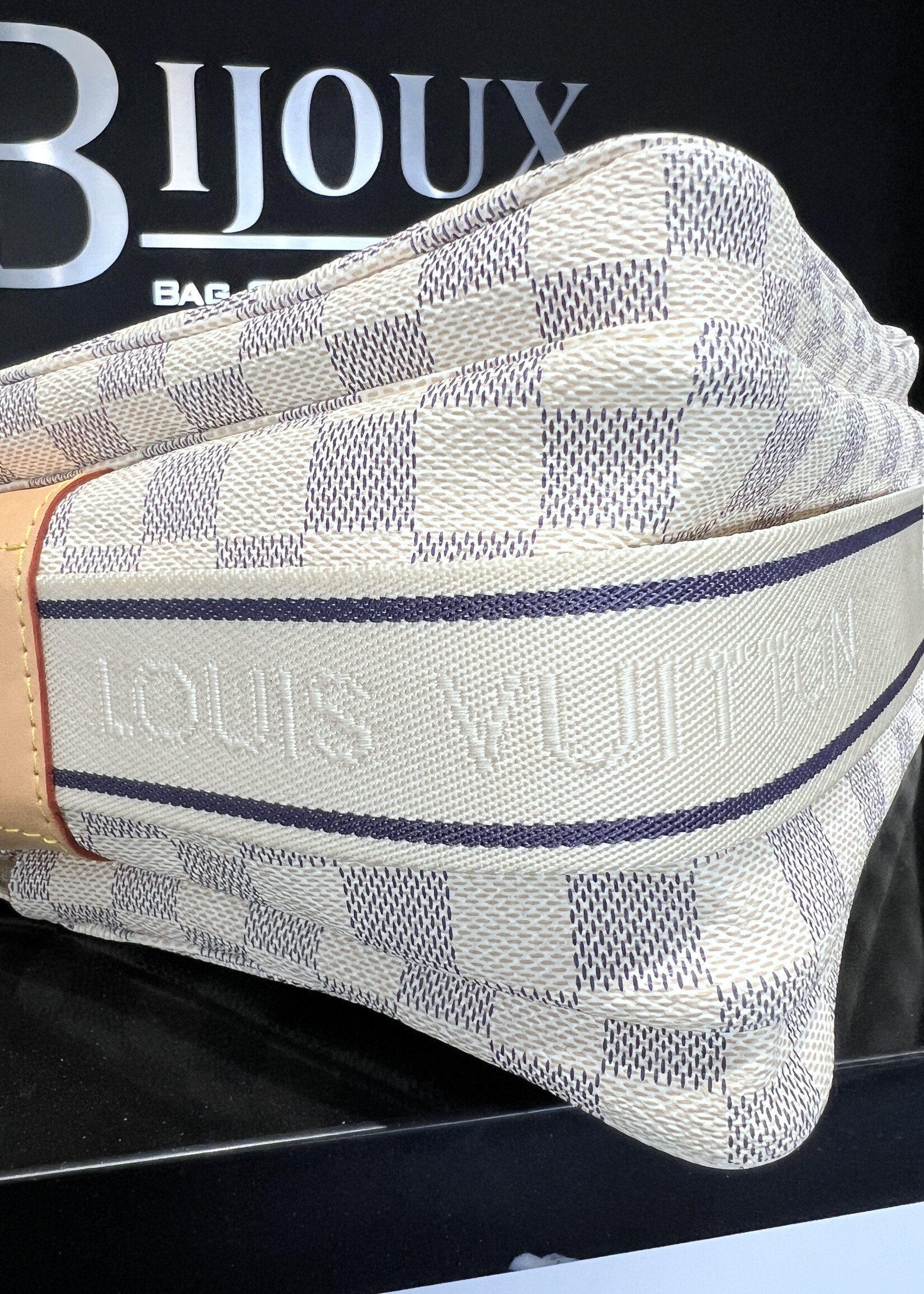 Louis Vuitton SOLD - Louis Vuitton Naviglio Damier Azur Messenger