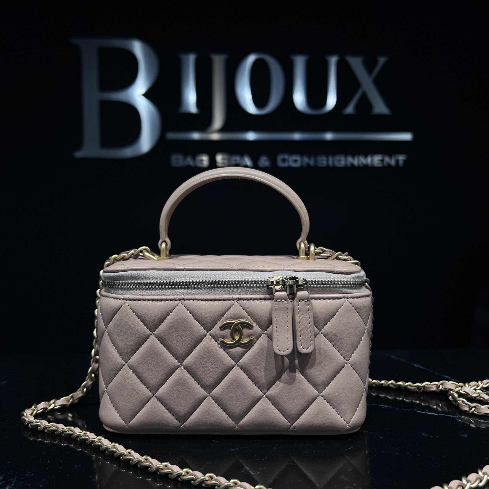 Chanel SOLD - Chanel Mini Vanity