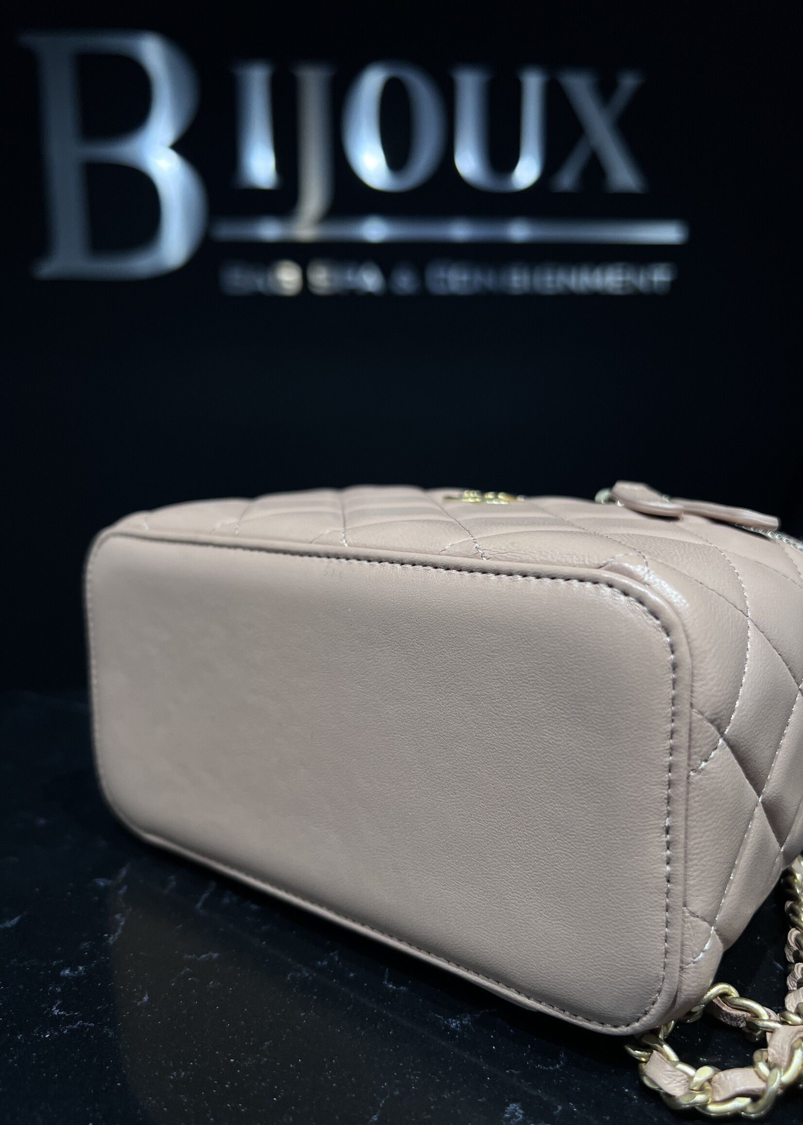 Chanel SOLD - Chanel Mini Vanity