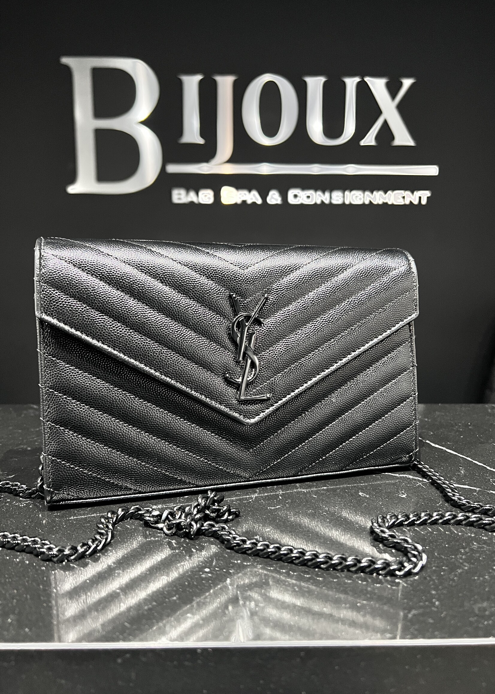 Saint Laurent SOLD- Saint Laurent Wallet On Chain Cassandra