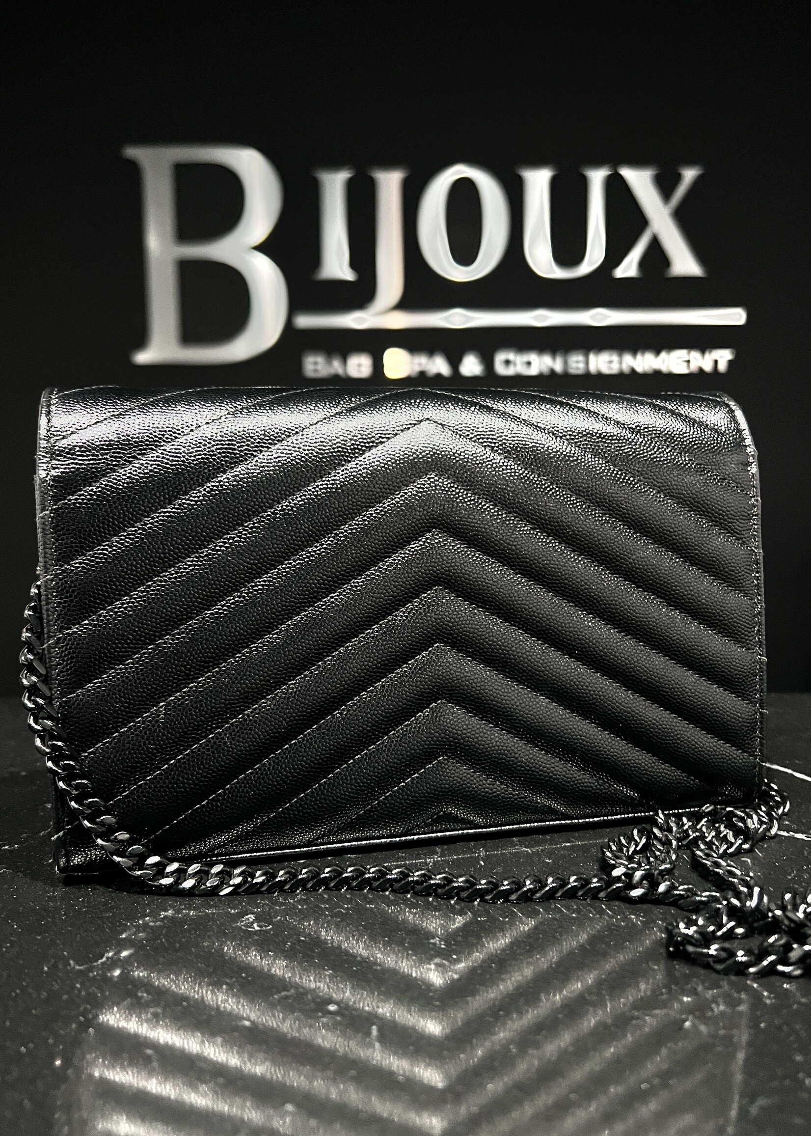 Saint Laurent SOLD- Saint Laurent Wallet On Chain Cassandra