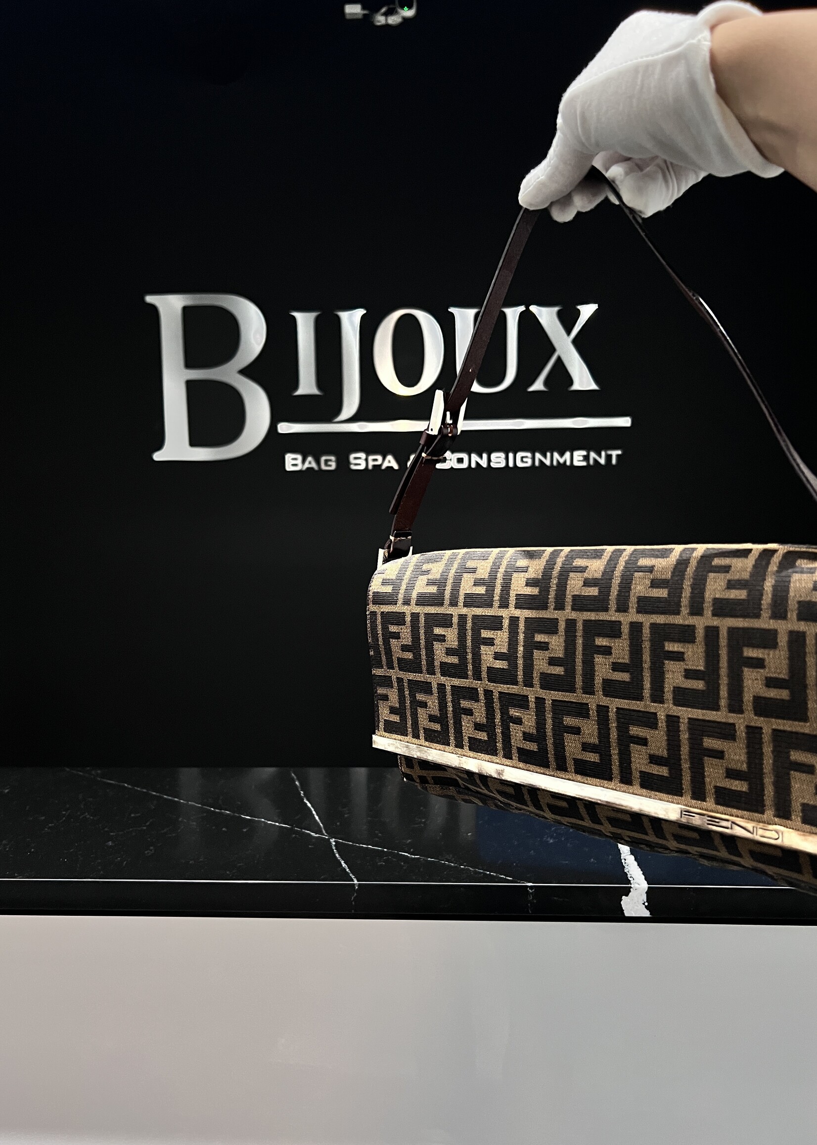 Fendi SOLD - Fendi Mama Baguette