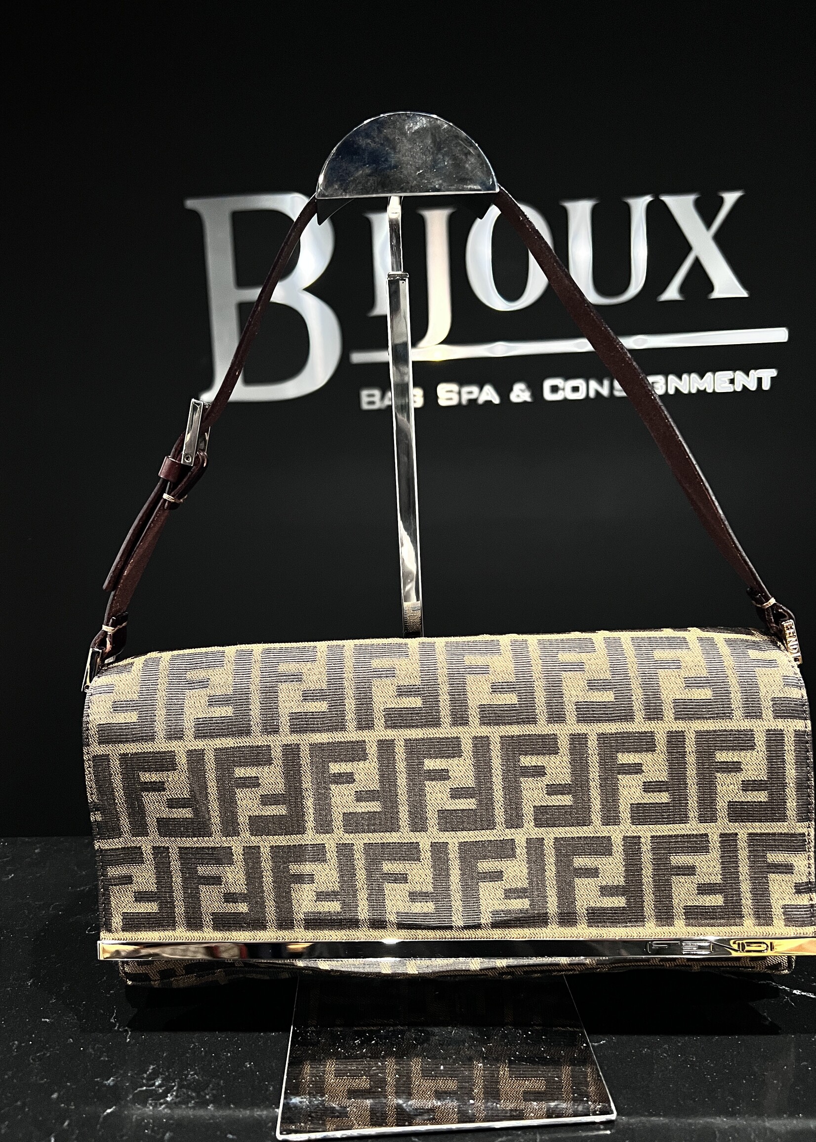 Fendi SOLD - Fendi Mama Baguette