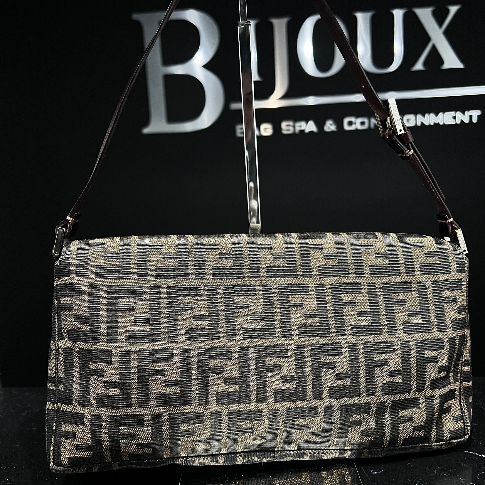 Fendi SOLD - Fendi Mama Baguette