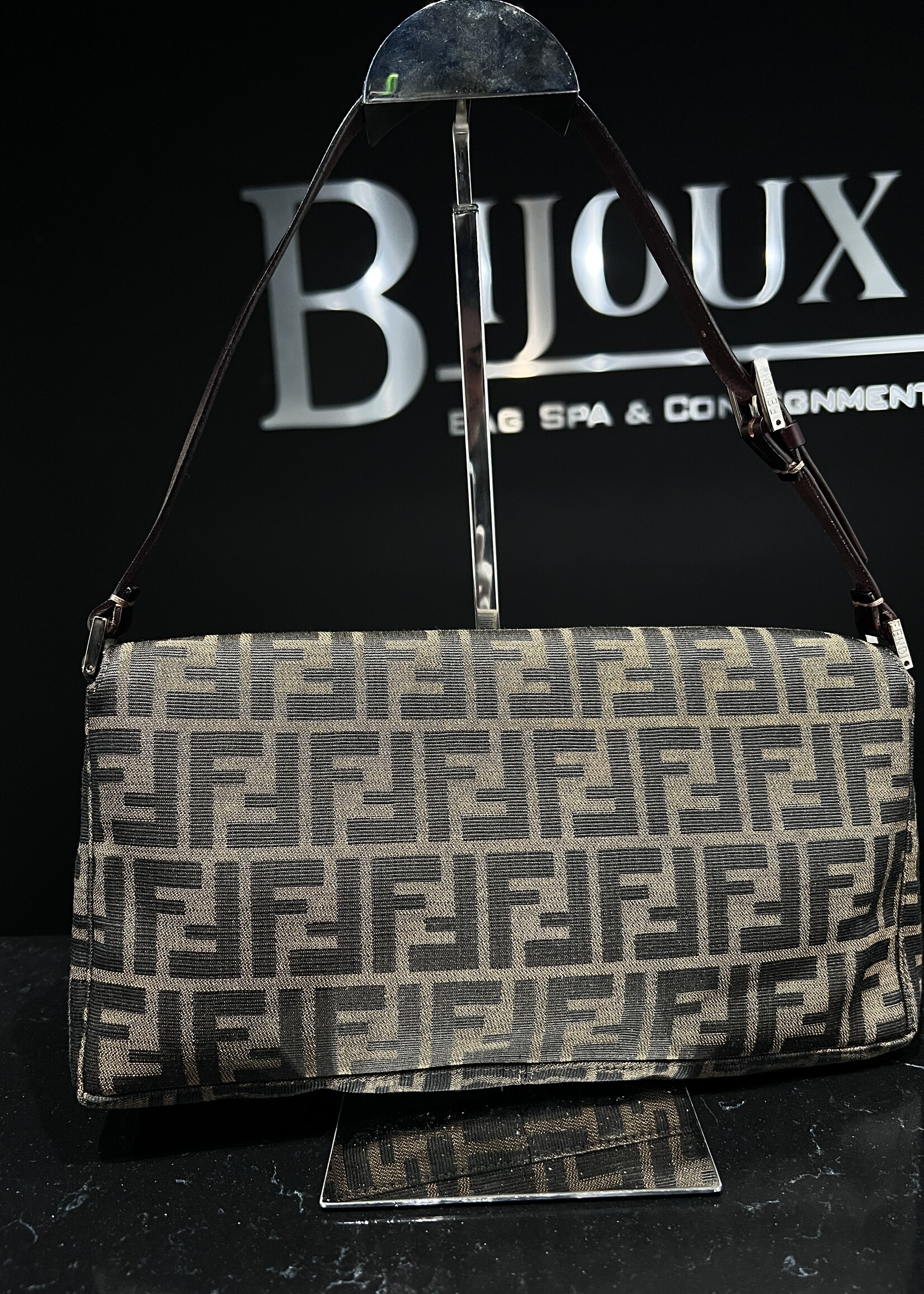 Fendi SOLD - Fendi Mama Baguette