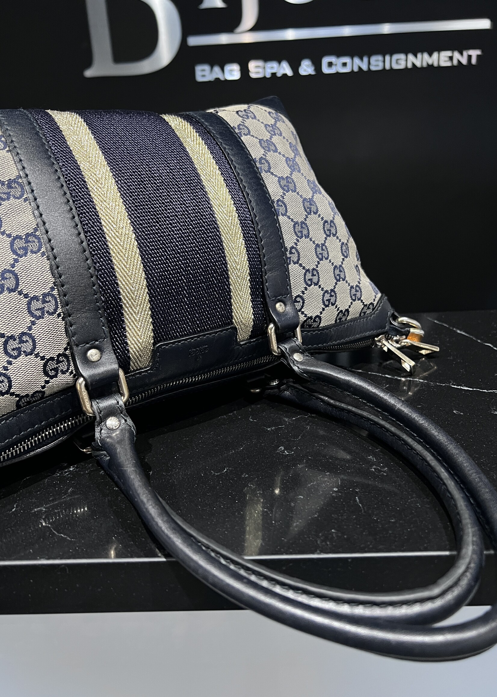 Gucci SOLD - Gucci Weekender Medium Bag