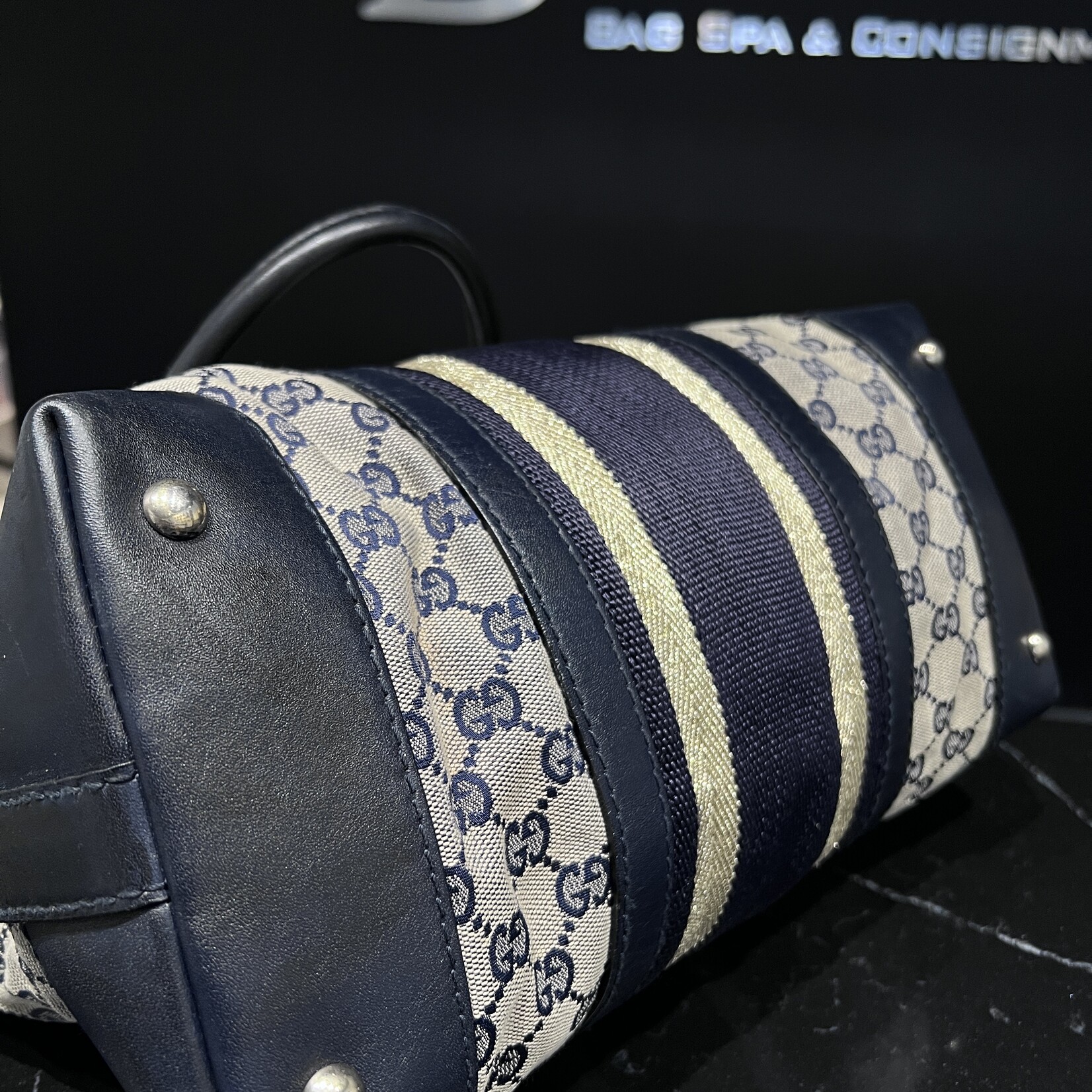 Gucci SOLD - Gucci Weekender Medium Bag