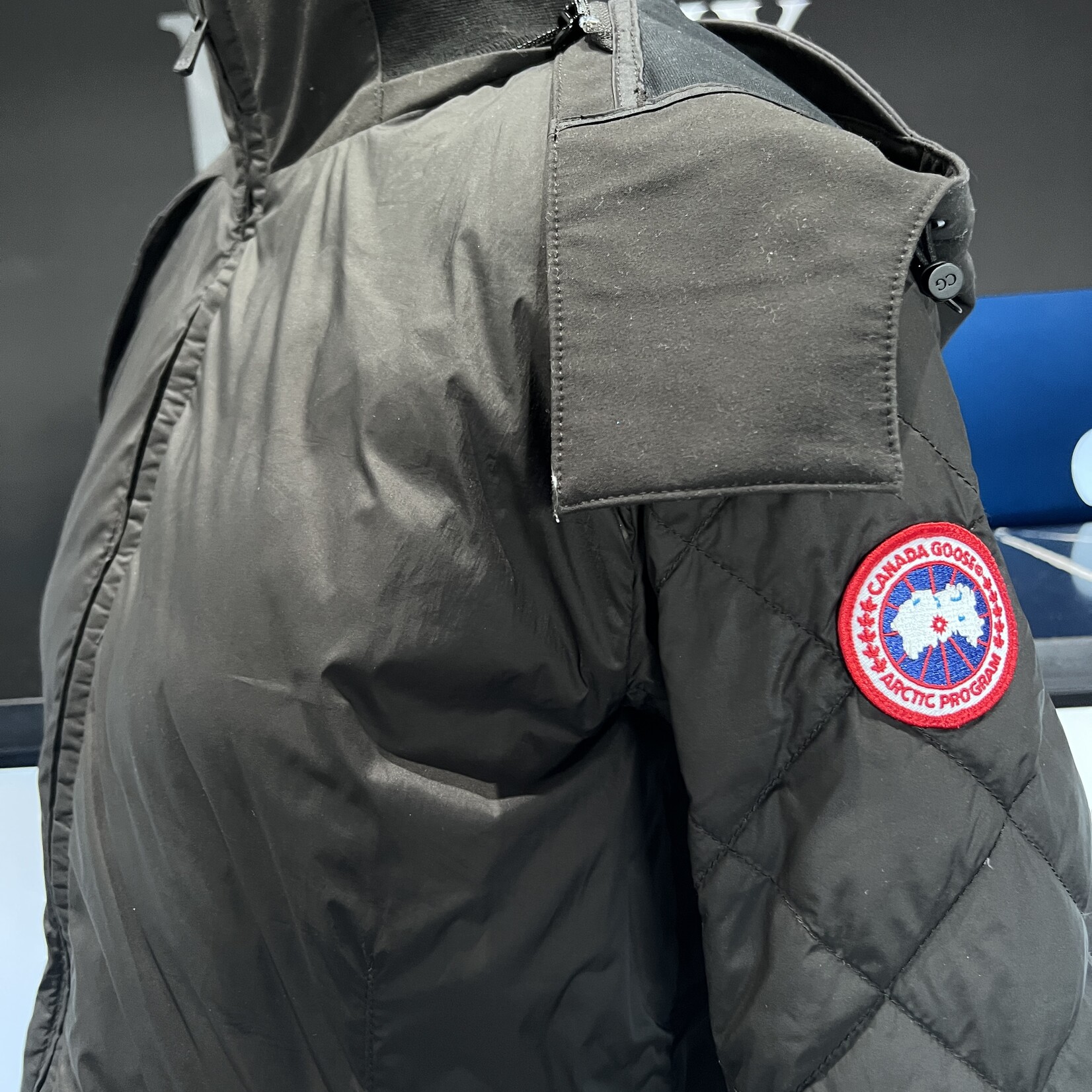 SOLD - Canada Goose Stellarton Jacket