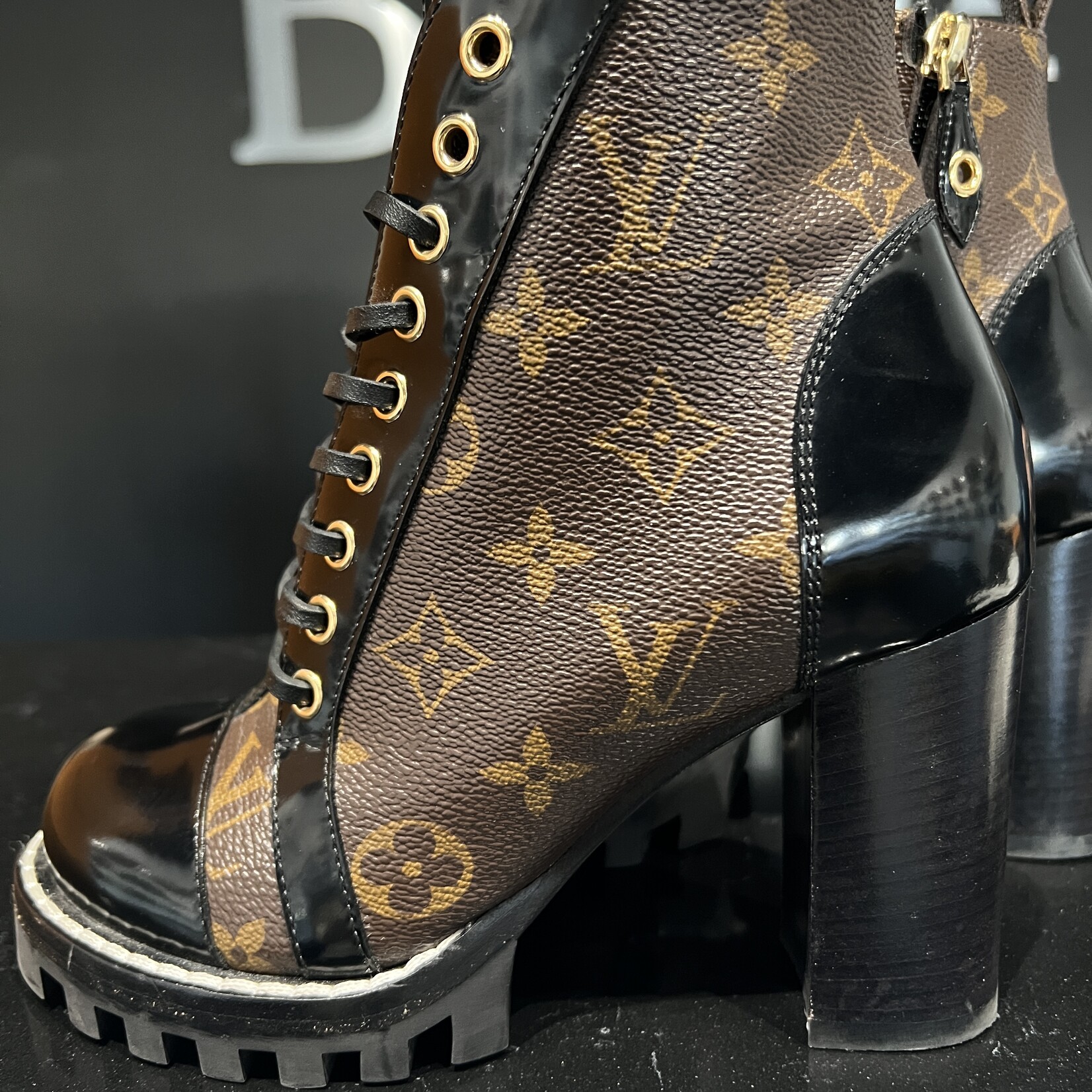 Louis Vuitton Louis Vuitton Star Boots 35