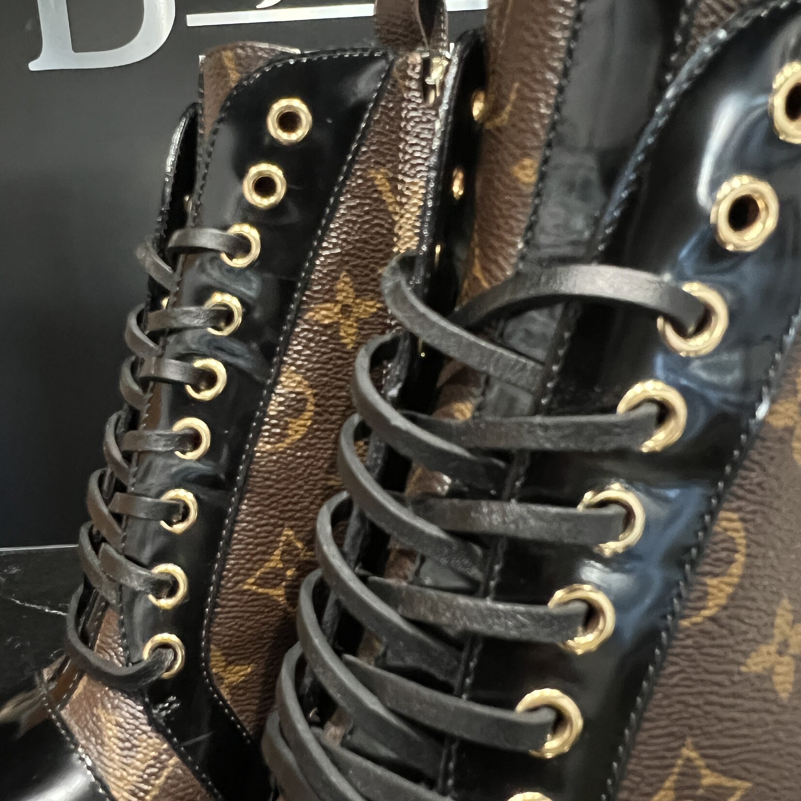 Louis Vuitton Louis Vuitton Star Boots 35