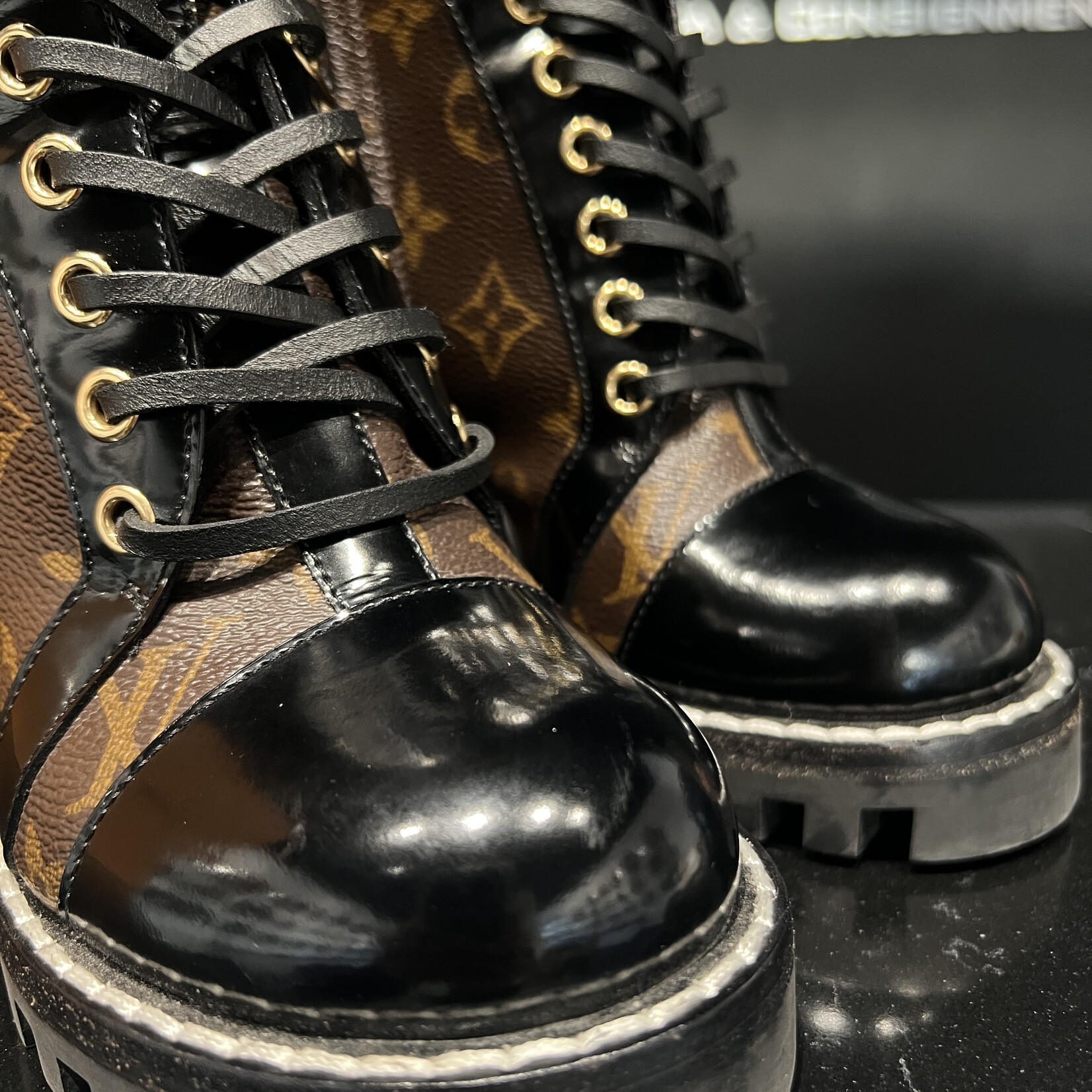 Louis Vuitton Louis Vuitton Star Boots 35
