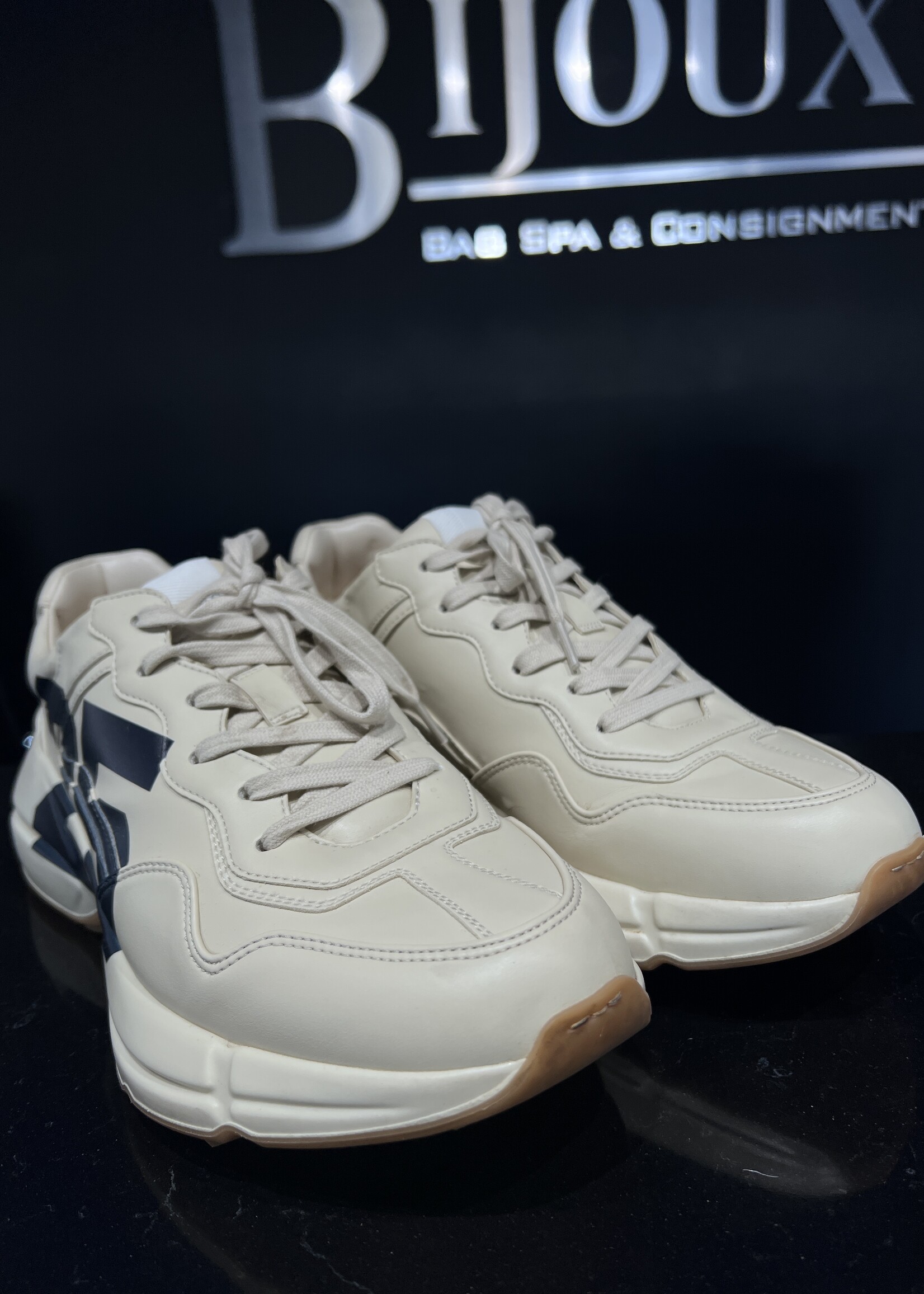 Gucci SOLD - Gucci Rhython Sneakers