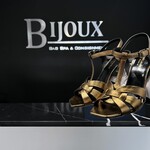 Saint Laurent SOLD- Saint Laurent Tribute 105 Gold 39