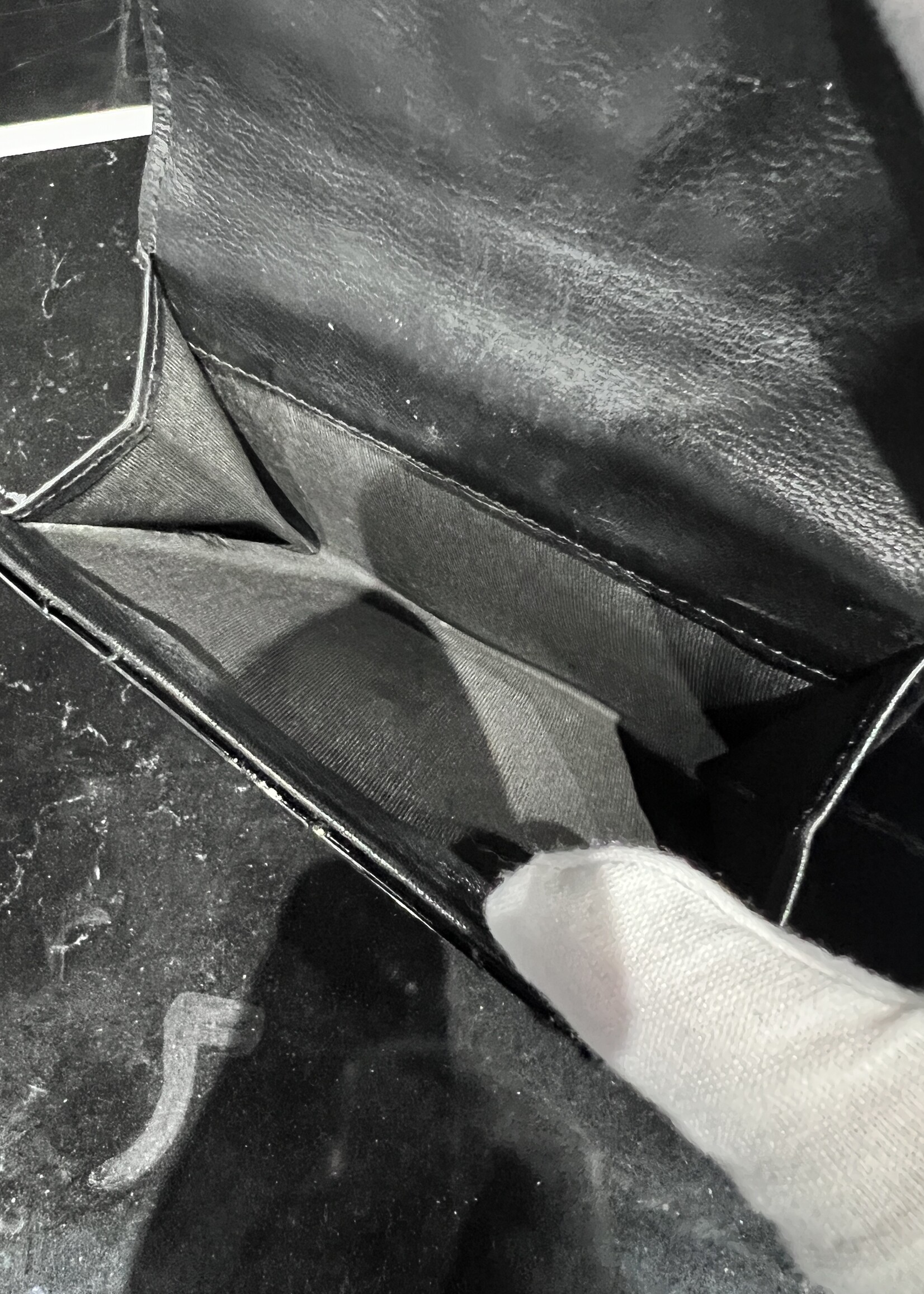 Chanel SOLD - Chanel Brillant Patent Wallet Black