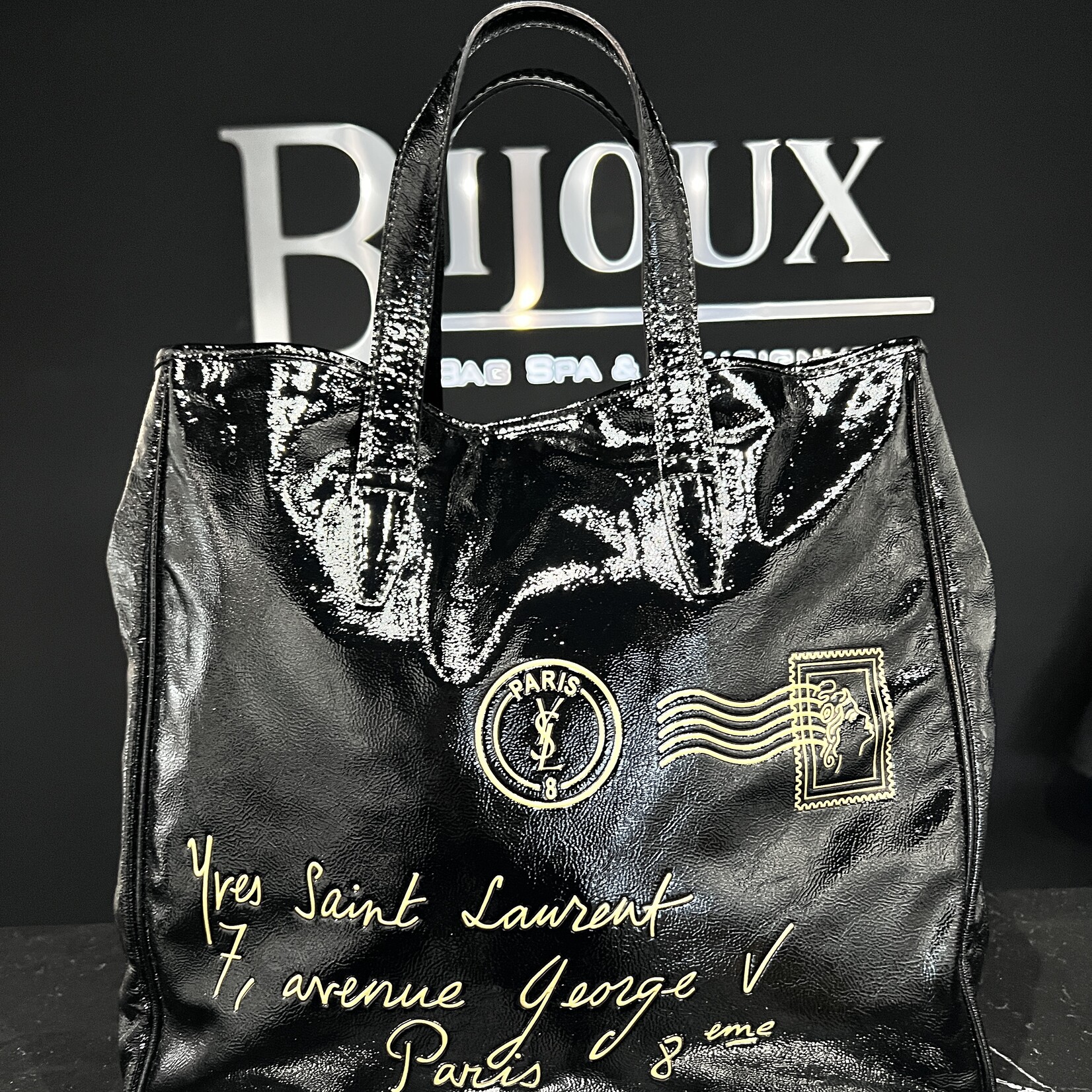 Saint Laurent SOLD - Saint Laurent Y Mail Tote