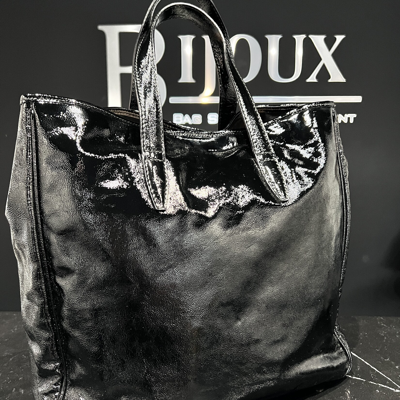 Saint Laurent SOLD - Saint Laurent Y Mail Tote