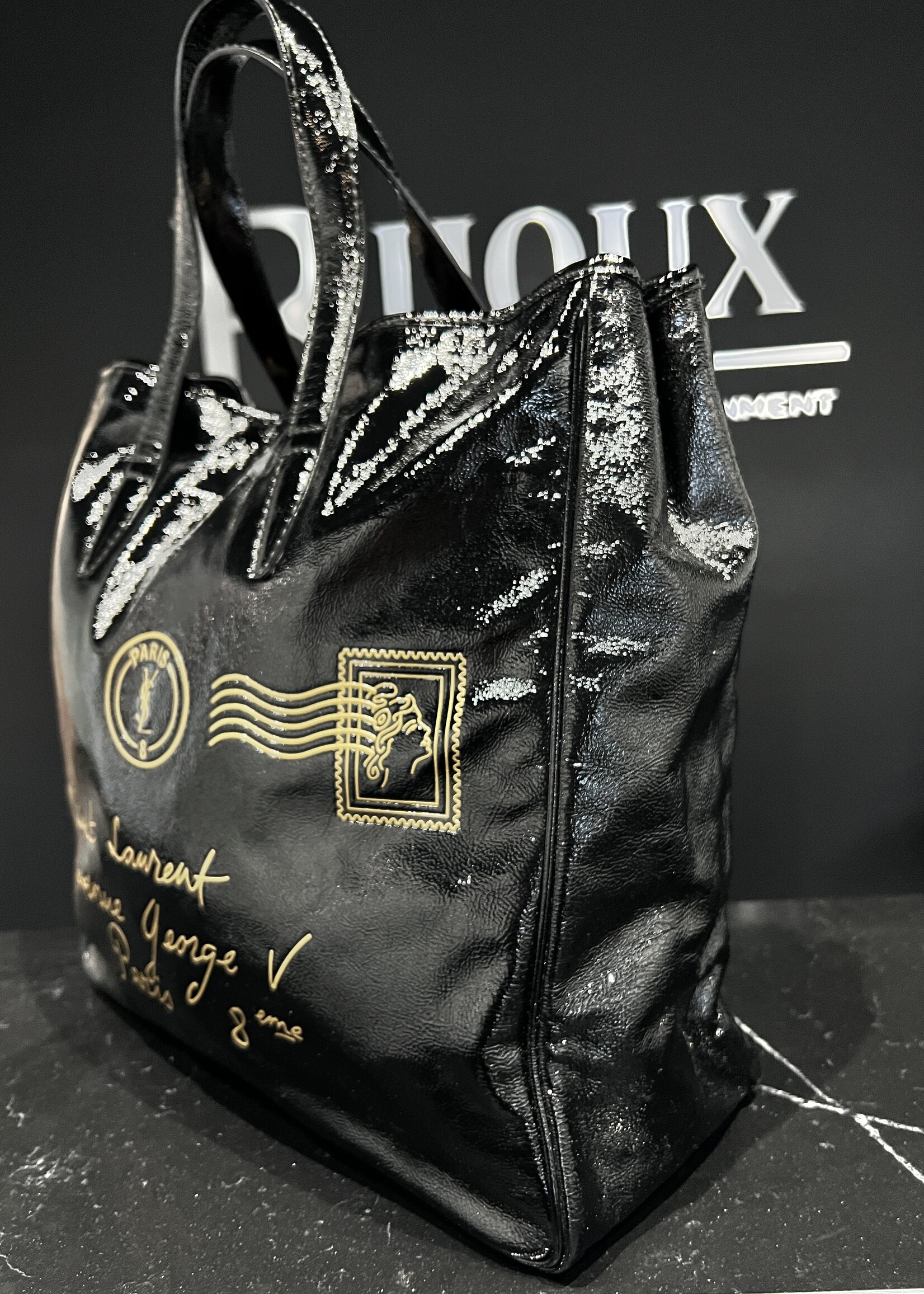 Saint Laurent SOLD - Saint Laurent Y Mail Tote