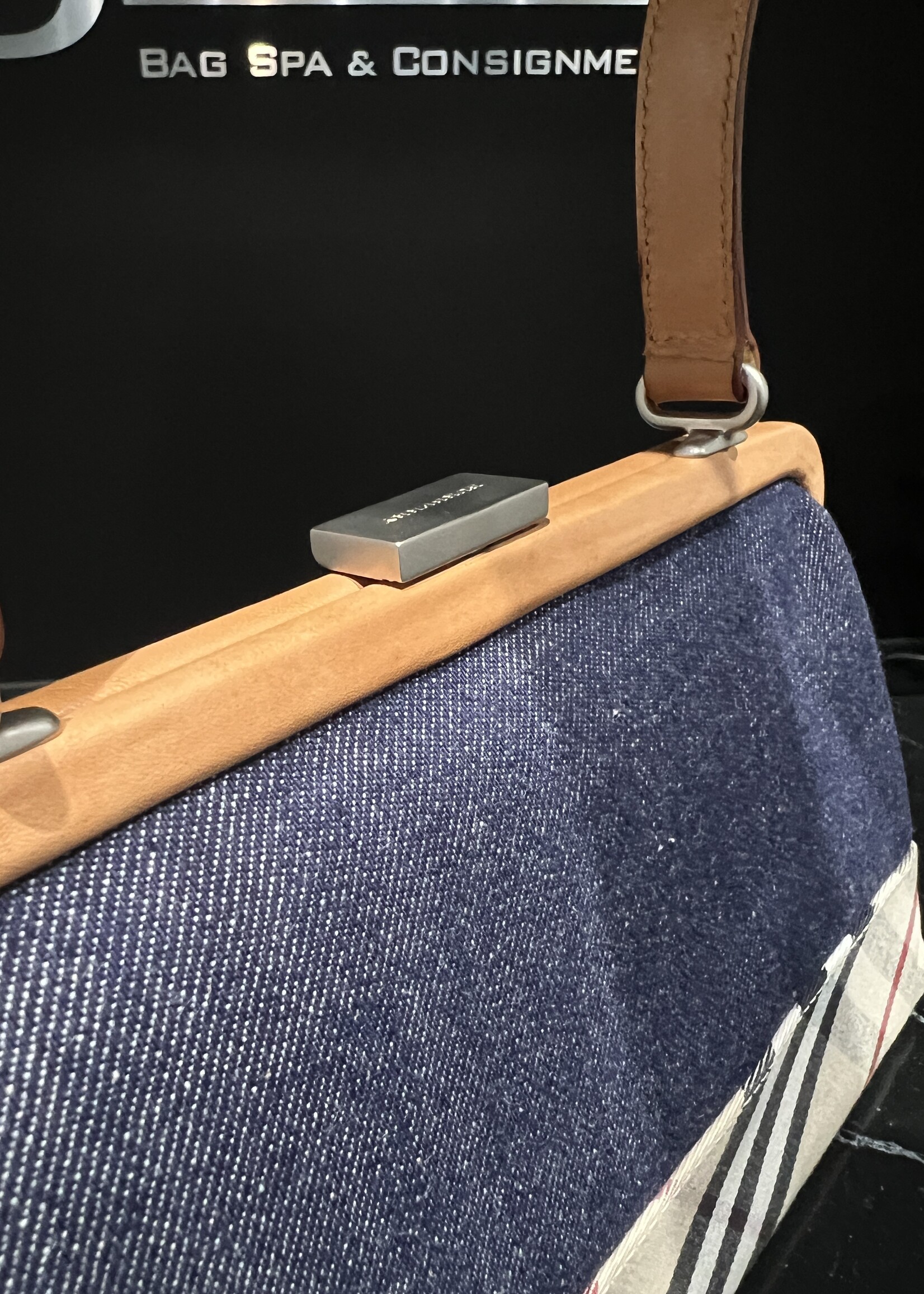 Burberry SOLD- Burberry House Check Shoulder