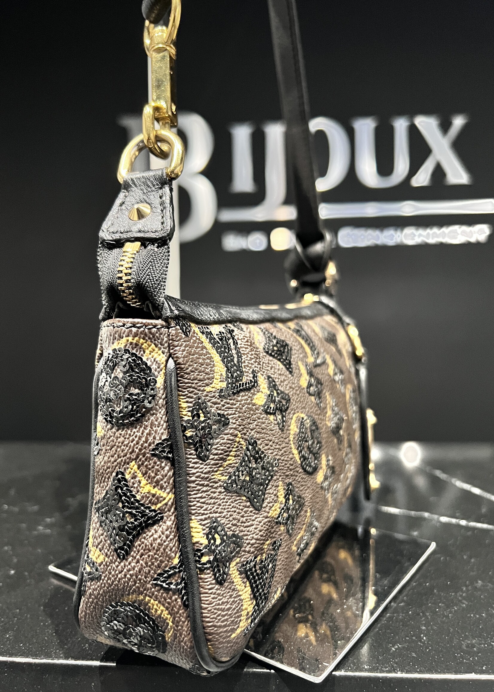 Louis Vuitton SOLD - Louis Vuitton Reverse Sequin Pochette