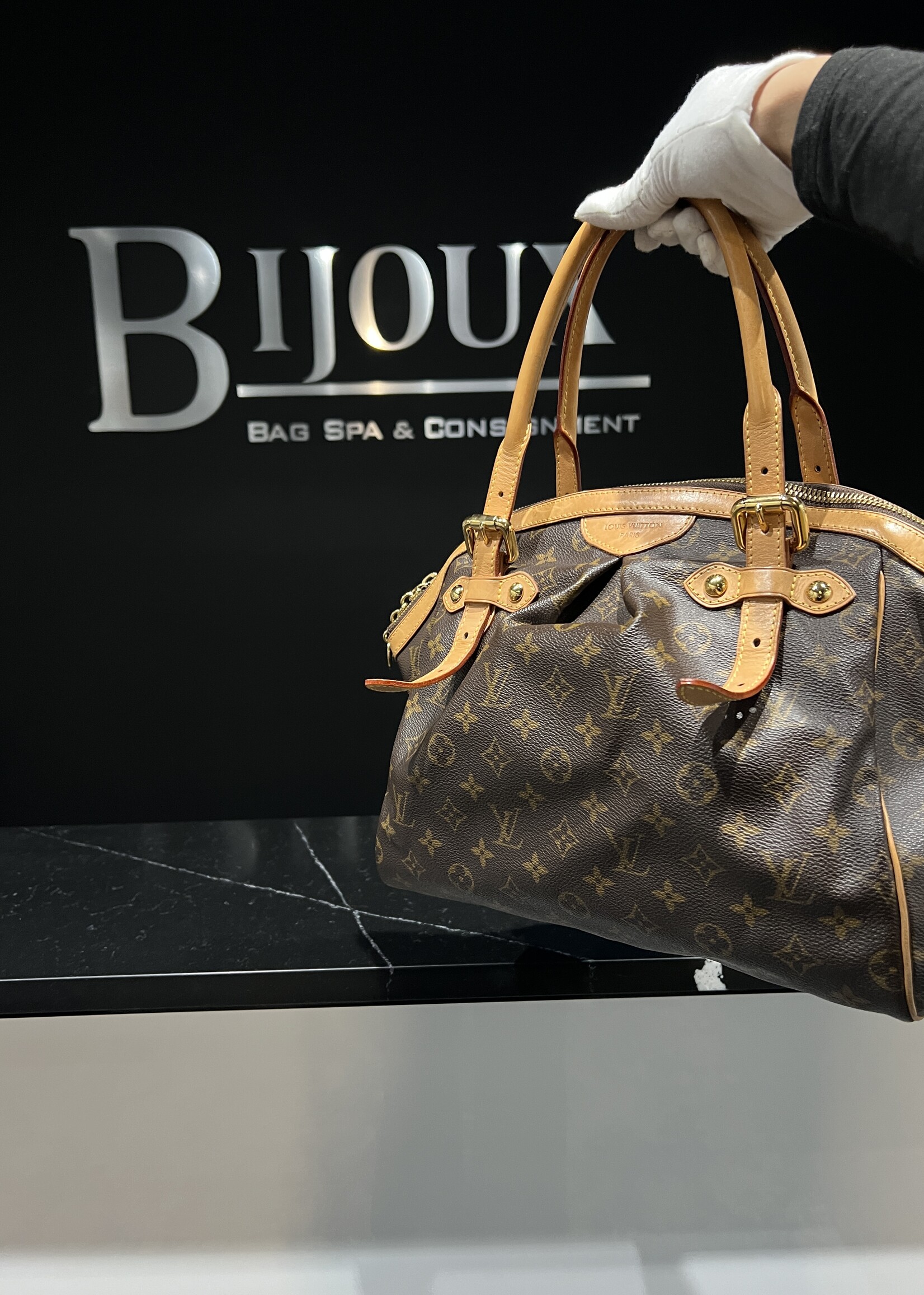 Louis Vuitton SOLD - Louis Vuitton Tivoli