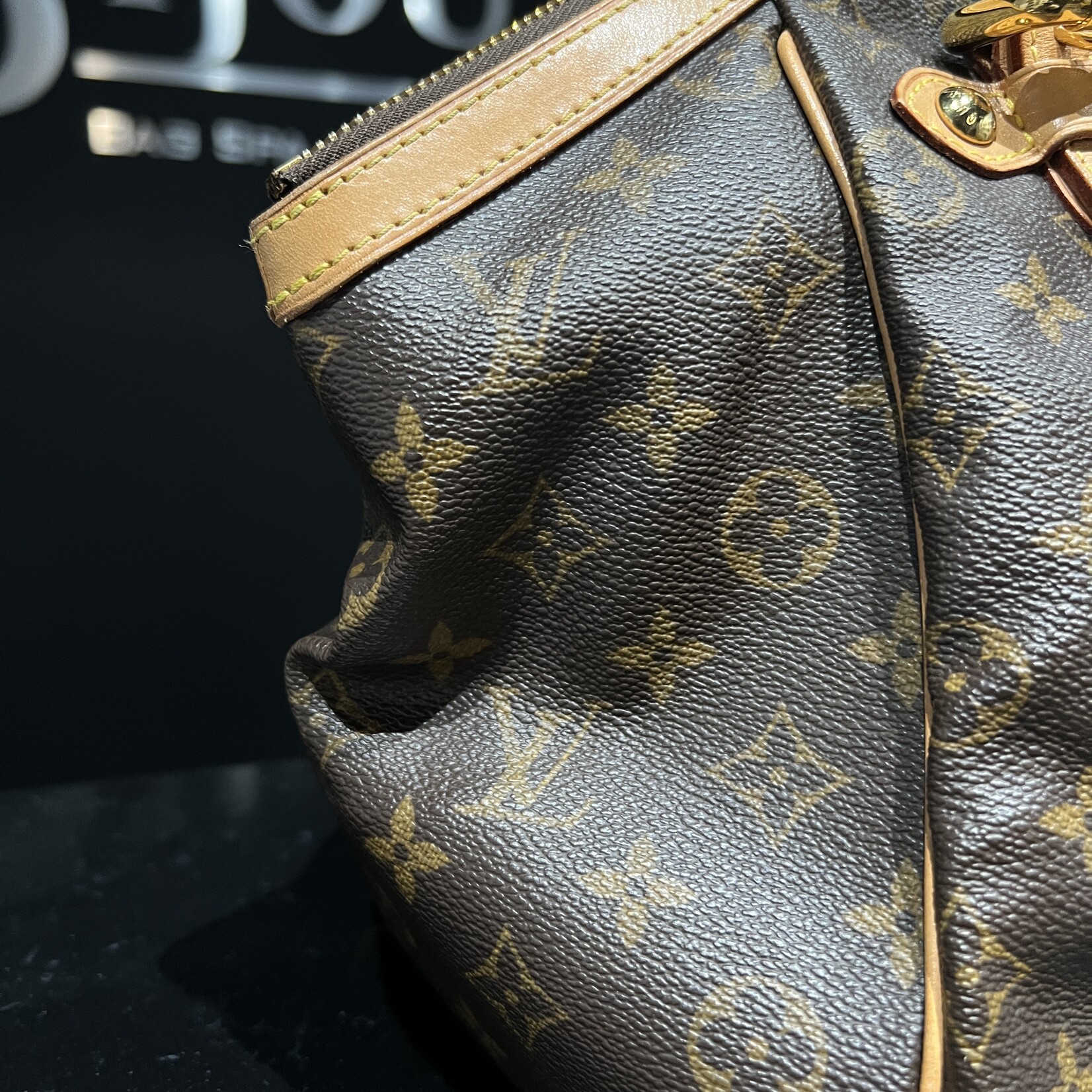 Louis Vuitton SOLD - Louis Vuitton Tivoli