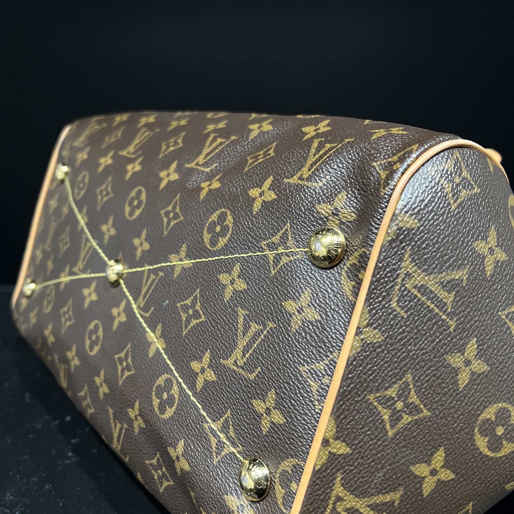 Louis Vuitton SOLD - Louis Vuitton Tivoli