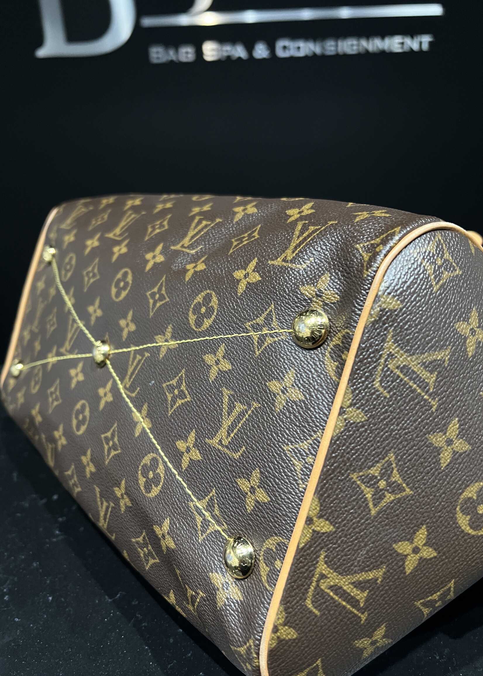 Louis Vuitton SOLD - Louis Vuitton Tivoli