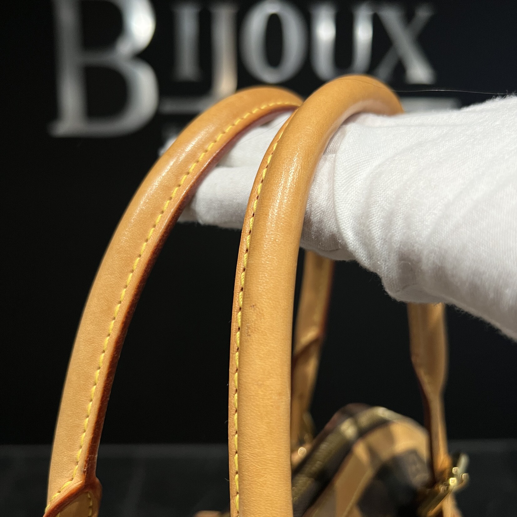 Louis Vuitton SOLD - Louis Vuitton Tivoli