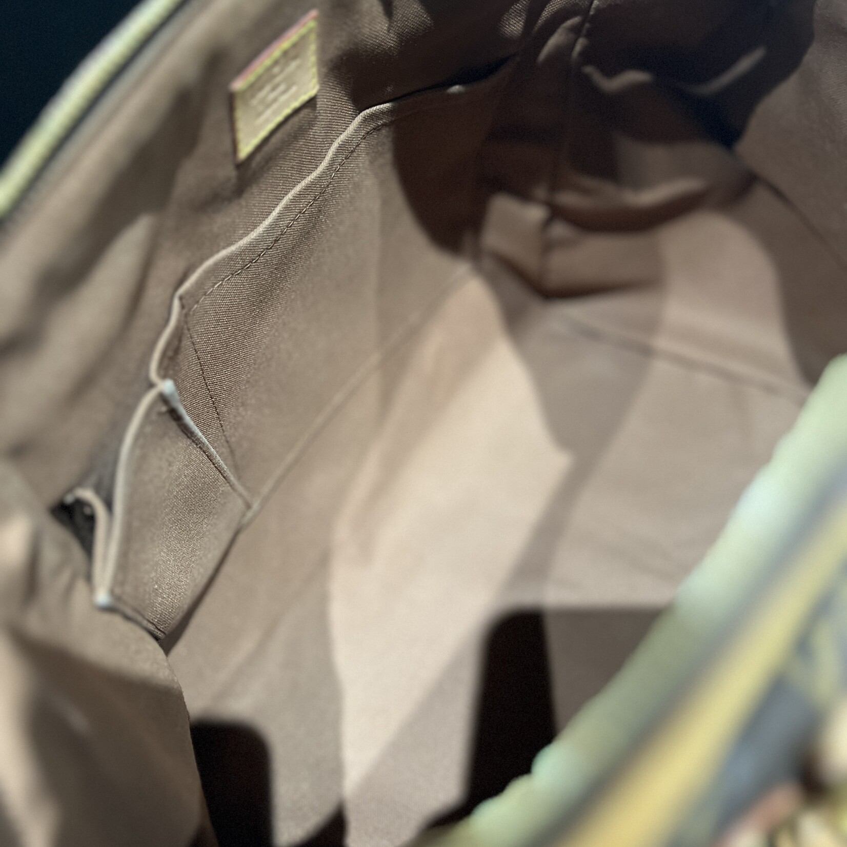 Louis Vuitton SOLD - Louis Vuitton Tivoli