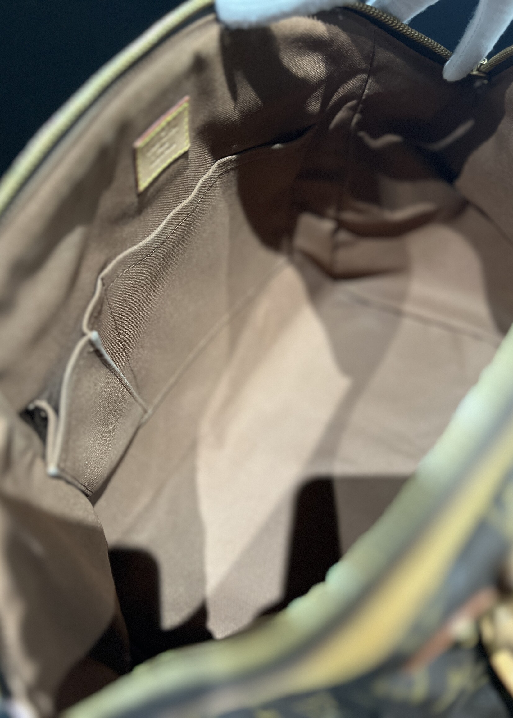 Louis Vuitton SOLD - Louis Vuitton Tivoli