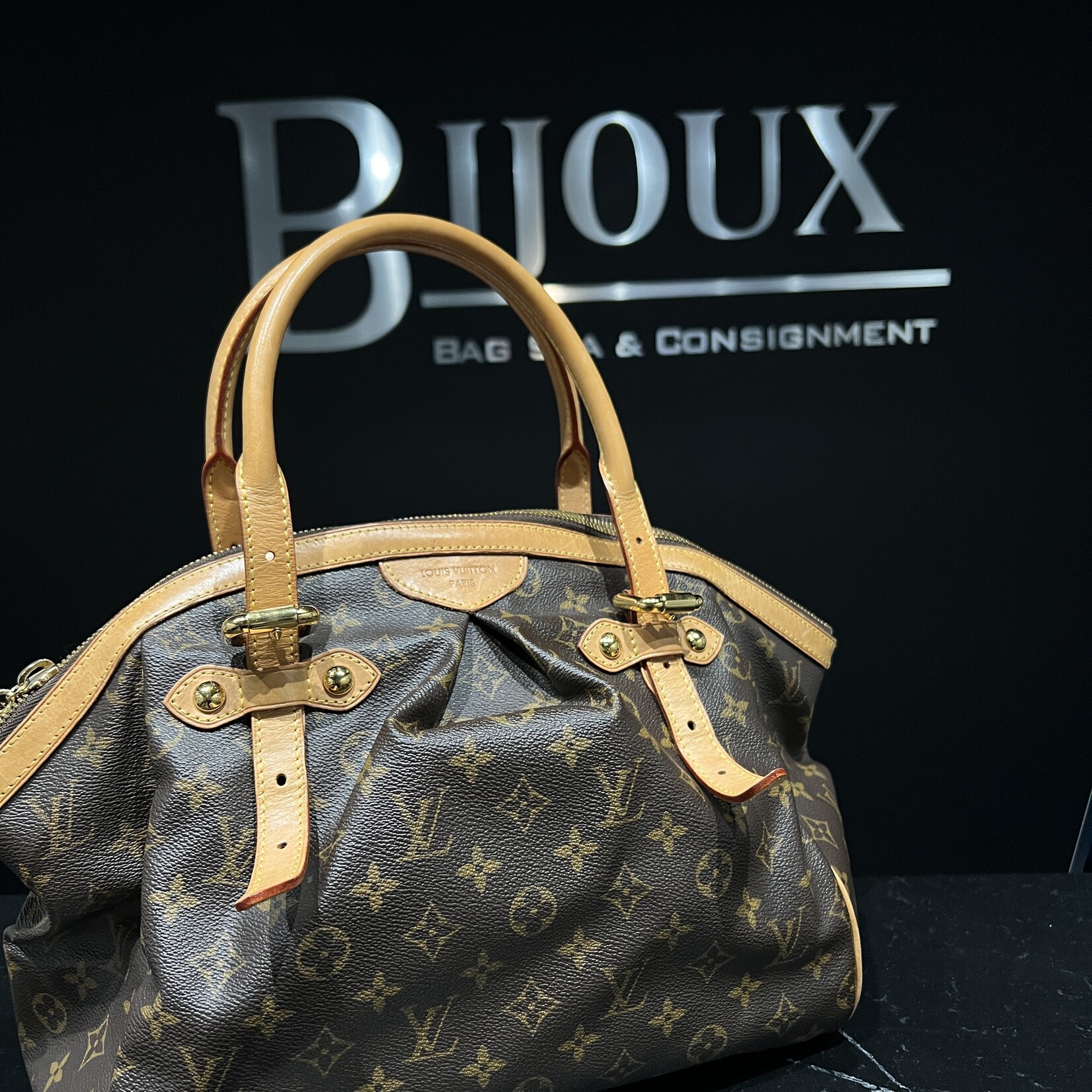 Louis Vuitton SOLD - Louis Vuitton Tivoli