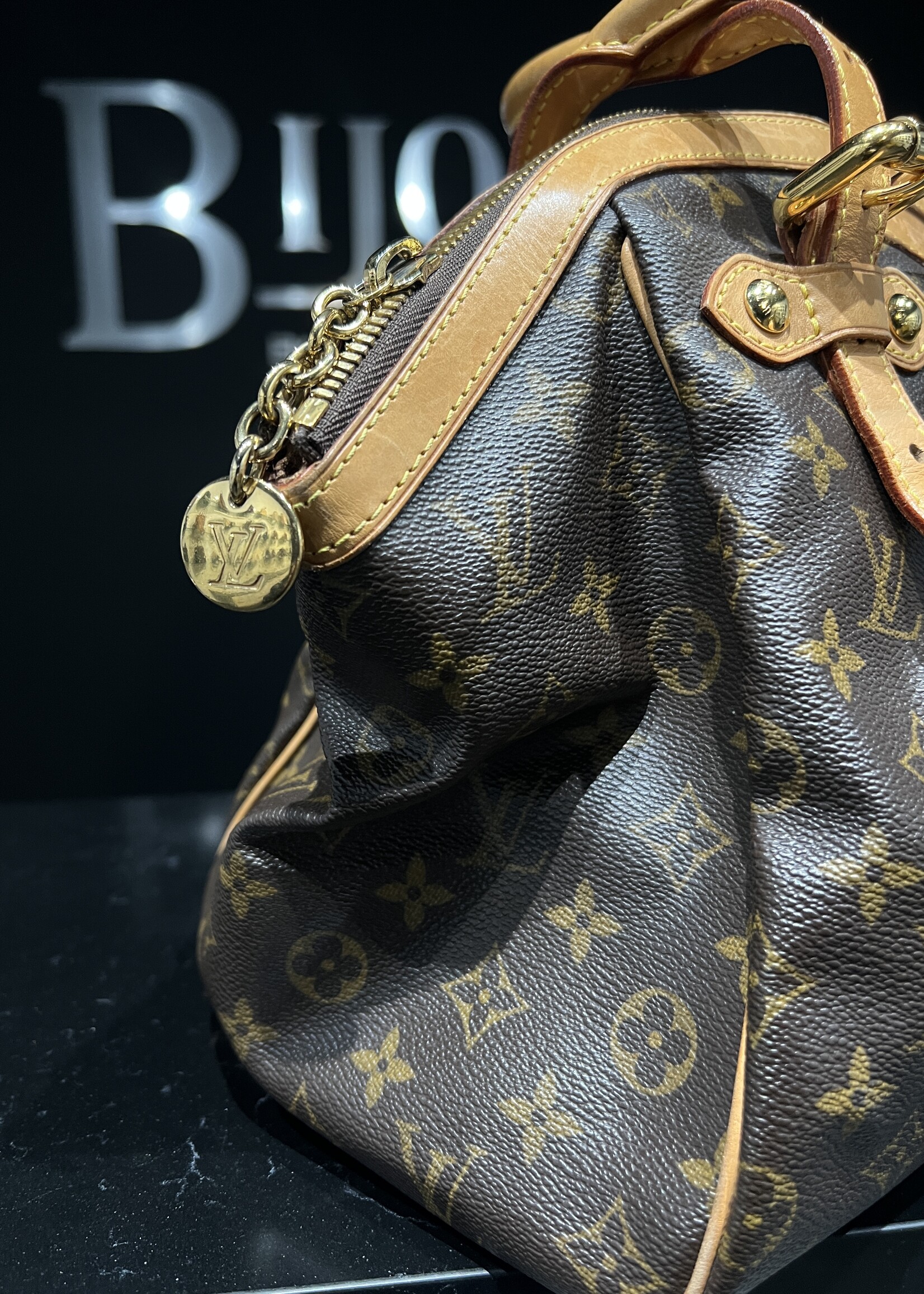 Louis Vuitton SOLD - Louis Vuitton Tivoli