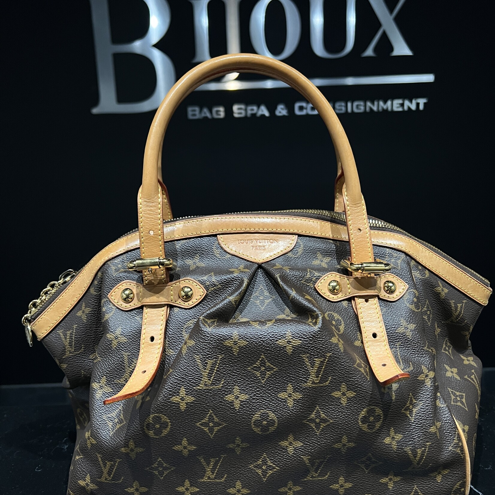 Louis Vuitton SOLD - Louis Vuitton Tivoli