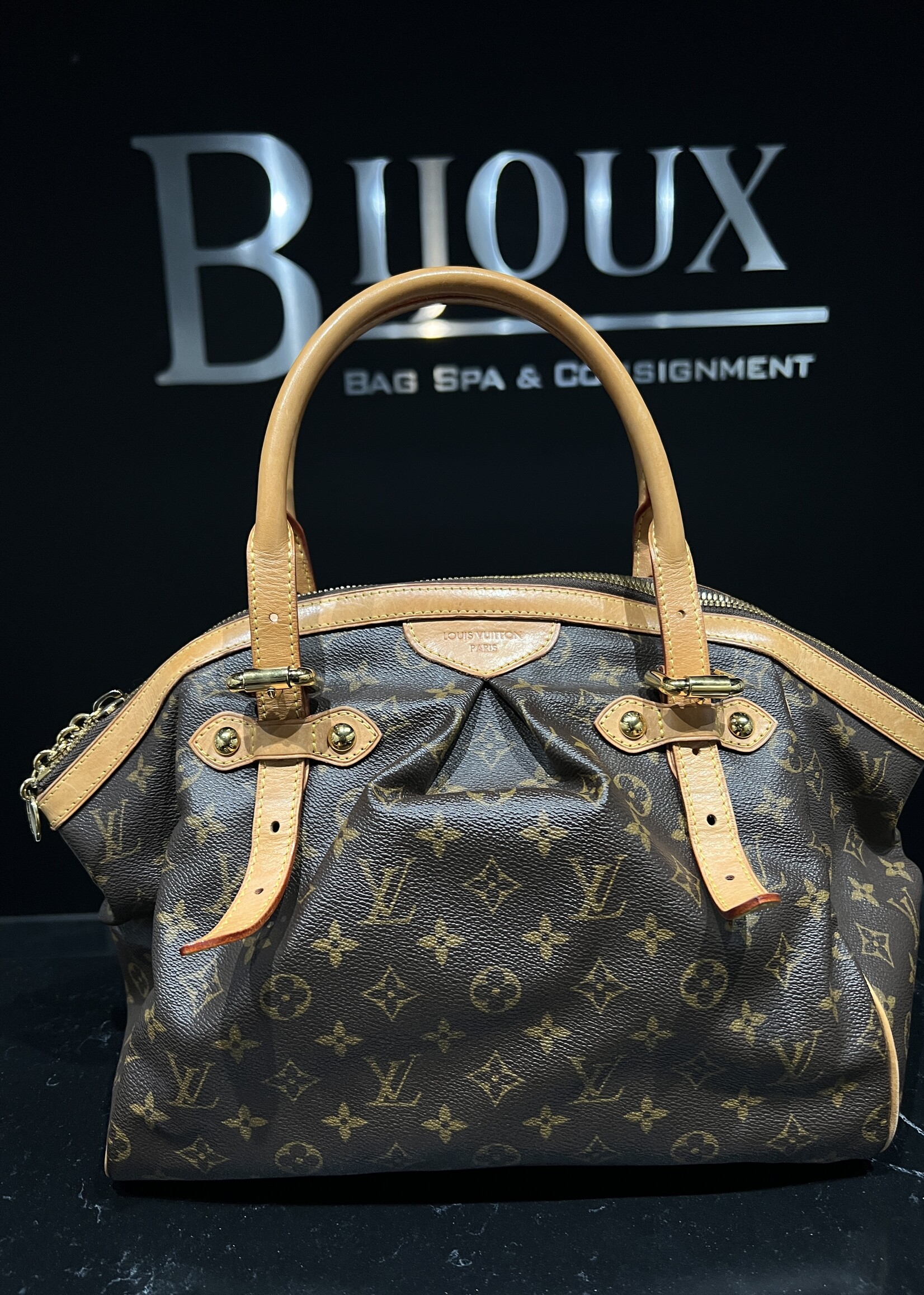 Louis Vuitton SOLD - Louis Vuitton Tivoli